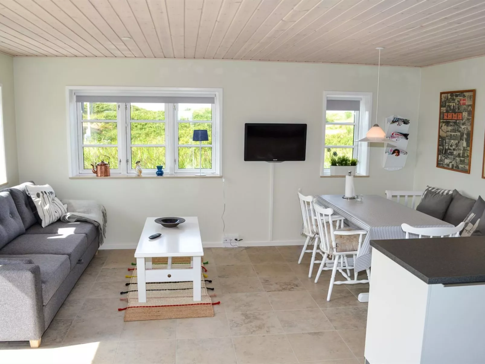 "Mikka" - 450m from the sea-Inside