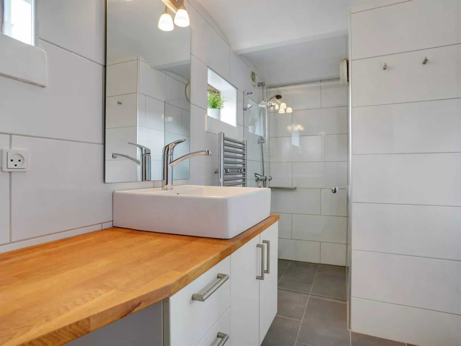 "Eivi" - 150m from the sea-Drinnen