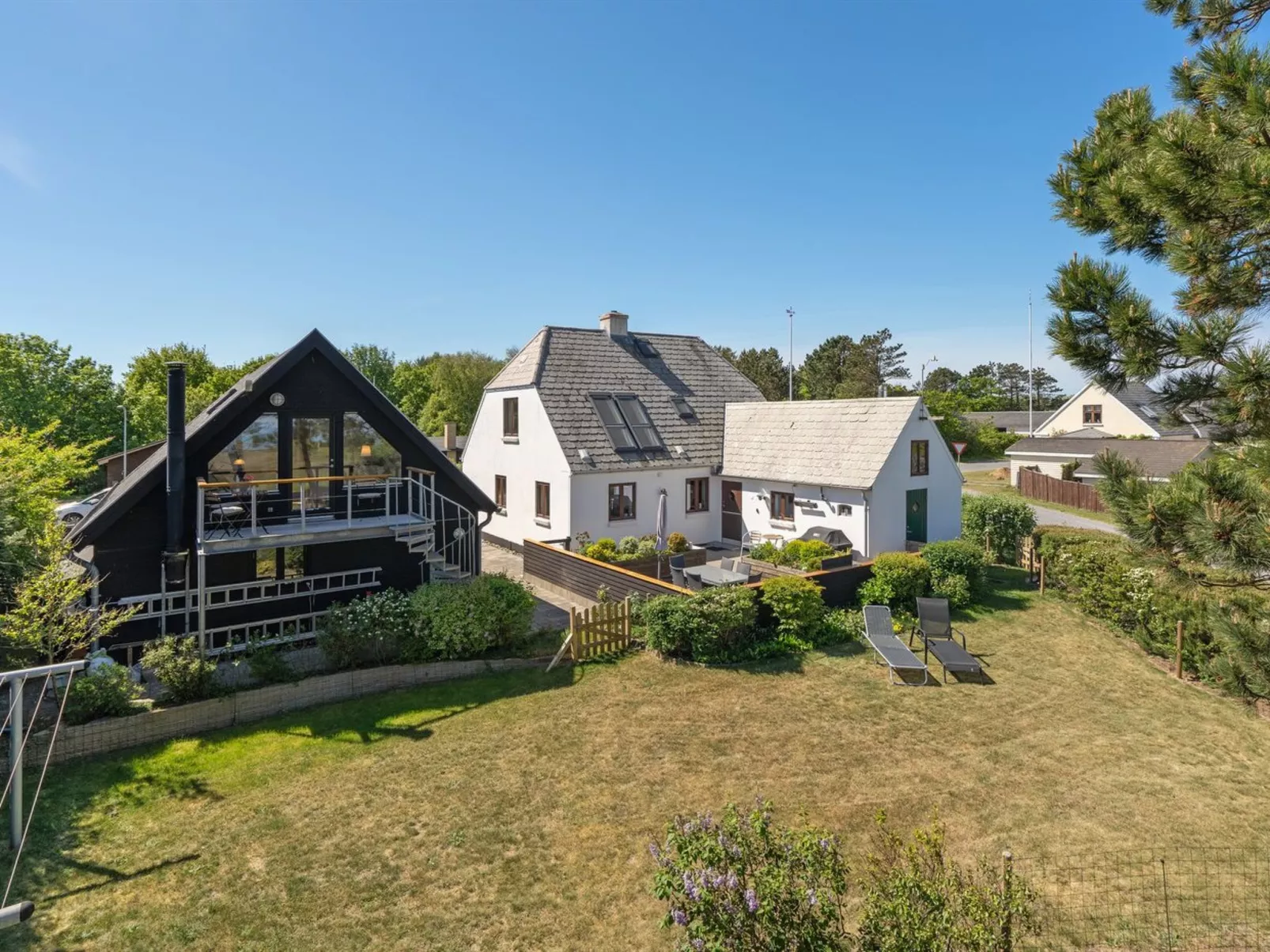 "Eivi" - 150m from the sea-Draußen
