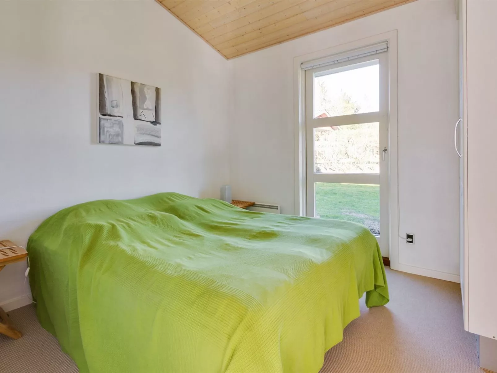 "Bertram" - 1.9km from the sea-Drinnen