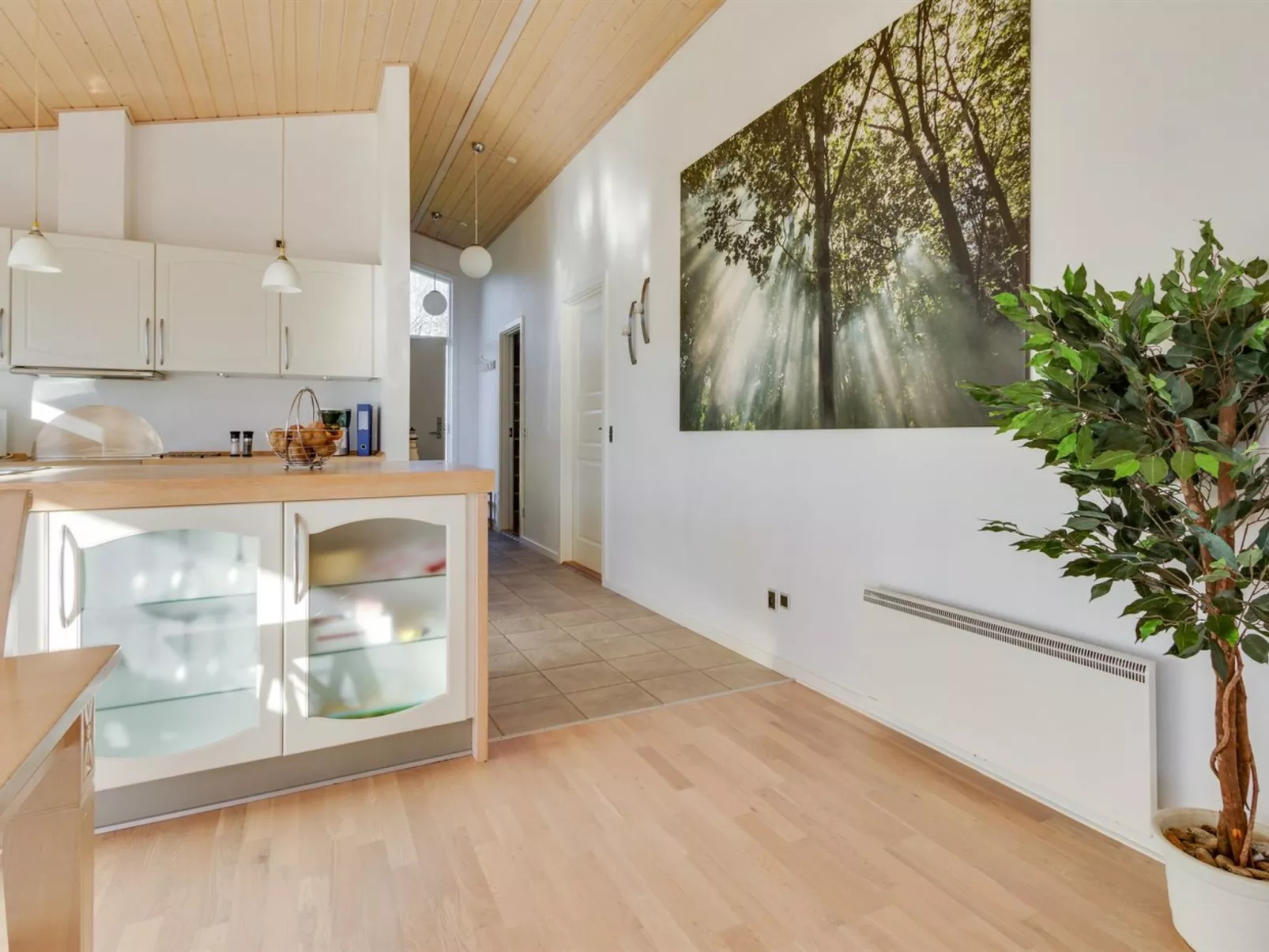 "Bertram" - 1.9km from the sea-Drinnen