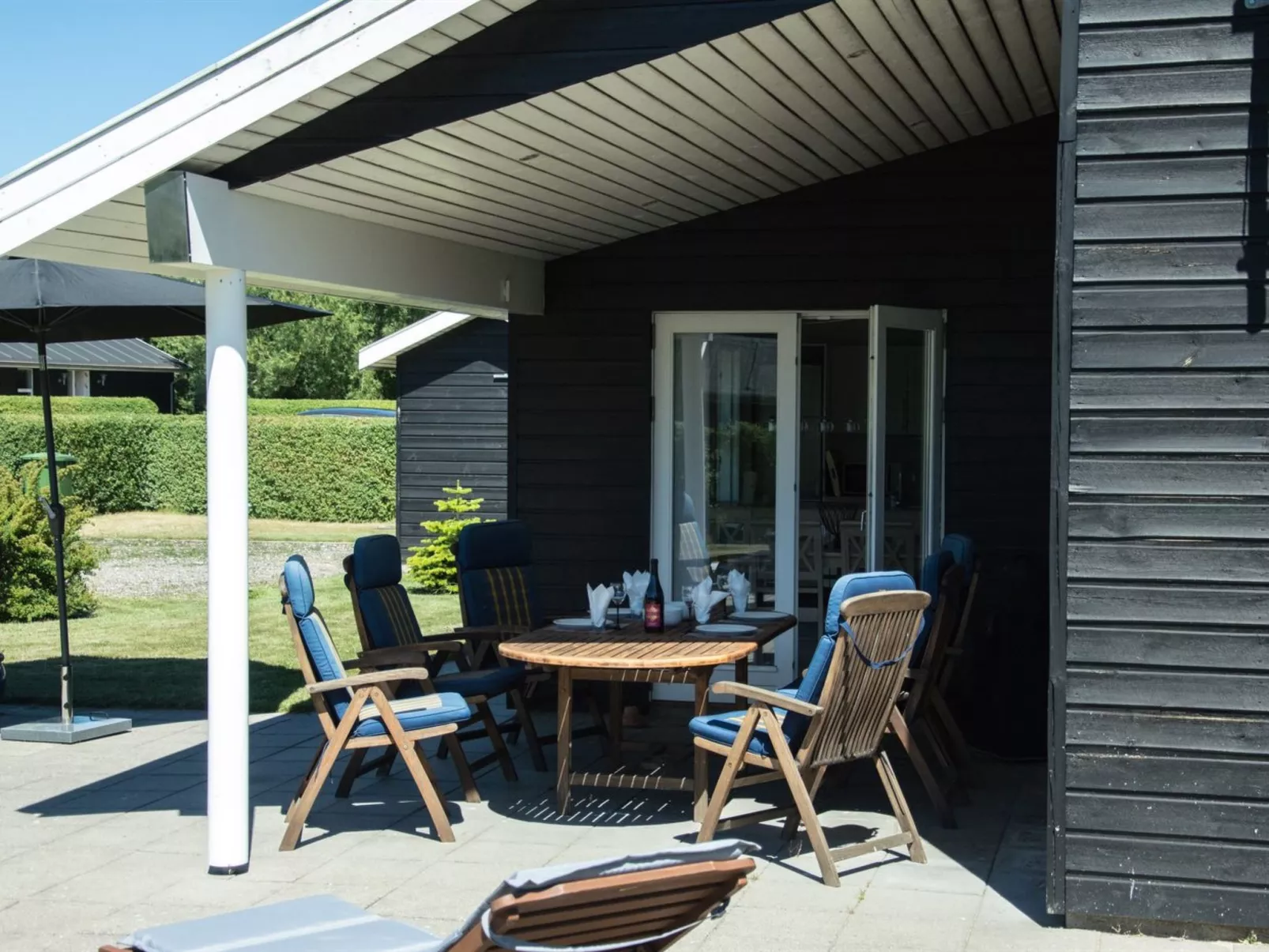 "Bertram" - 1.9km from the sea-Draußen
