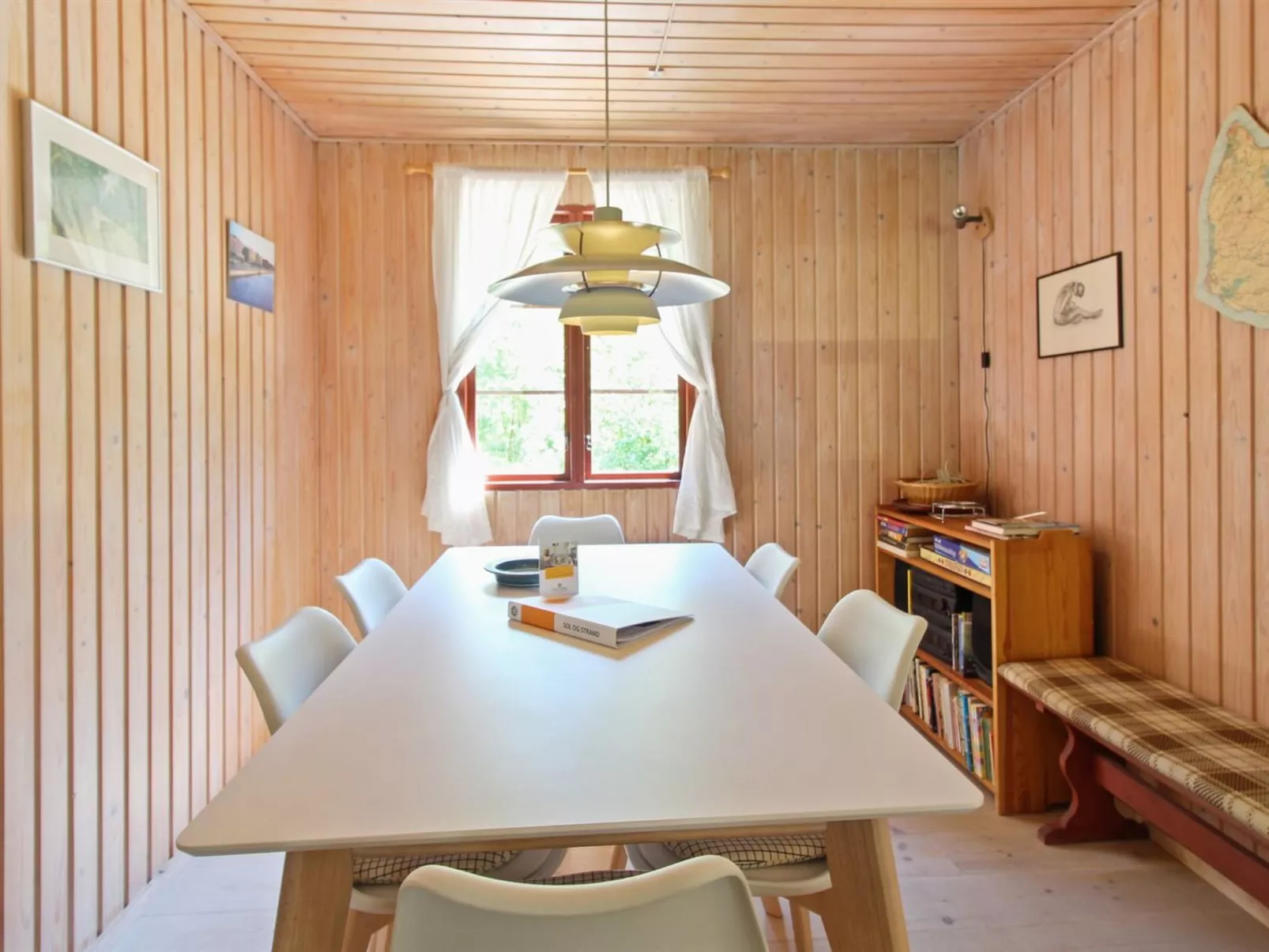 "Chenoa" - 200m from the sea-Inside