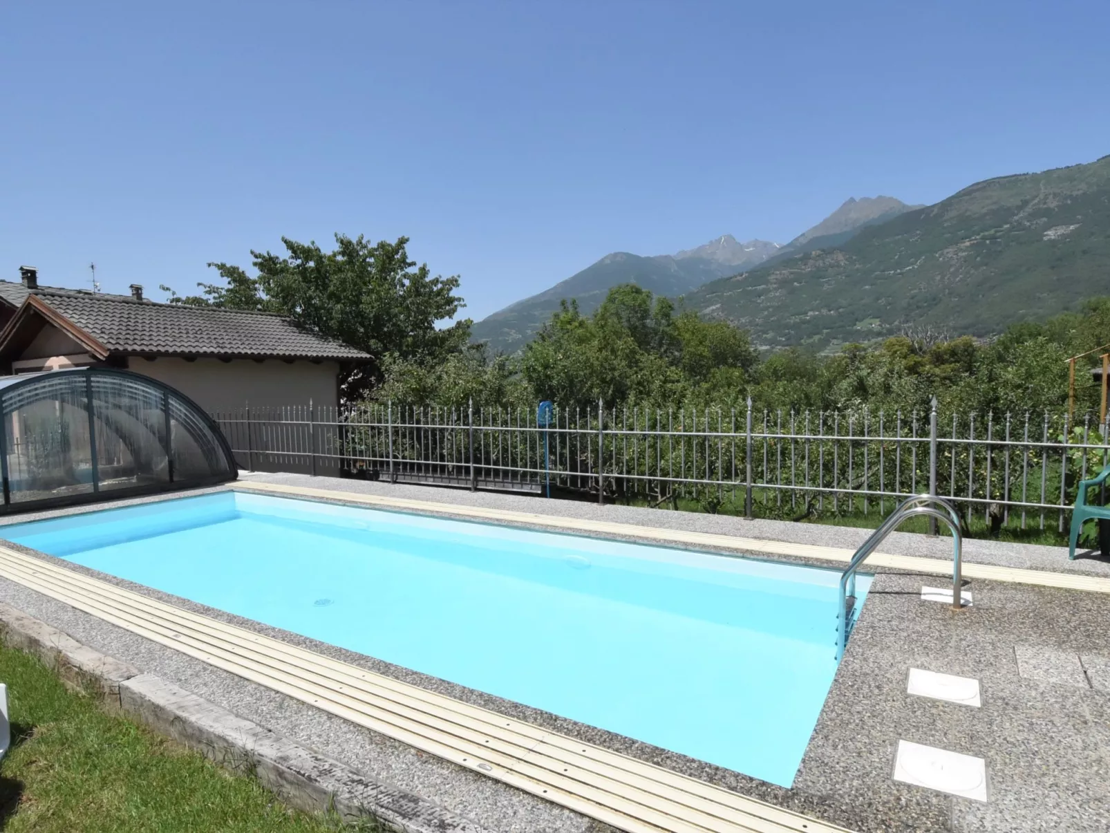 Maison Pro de Solari-Outside