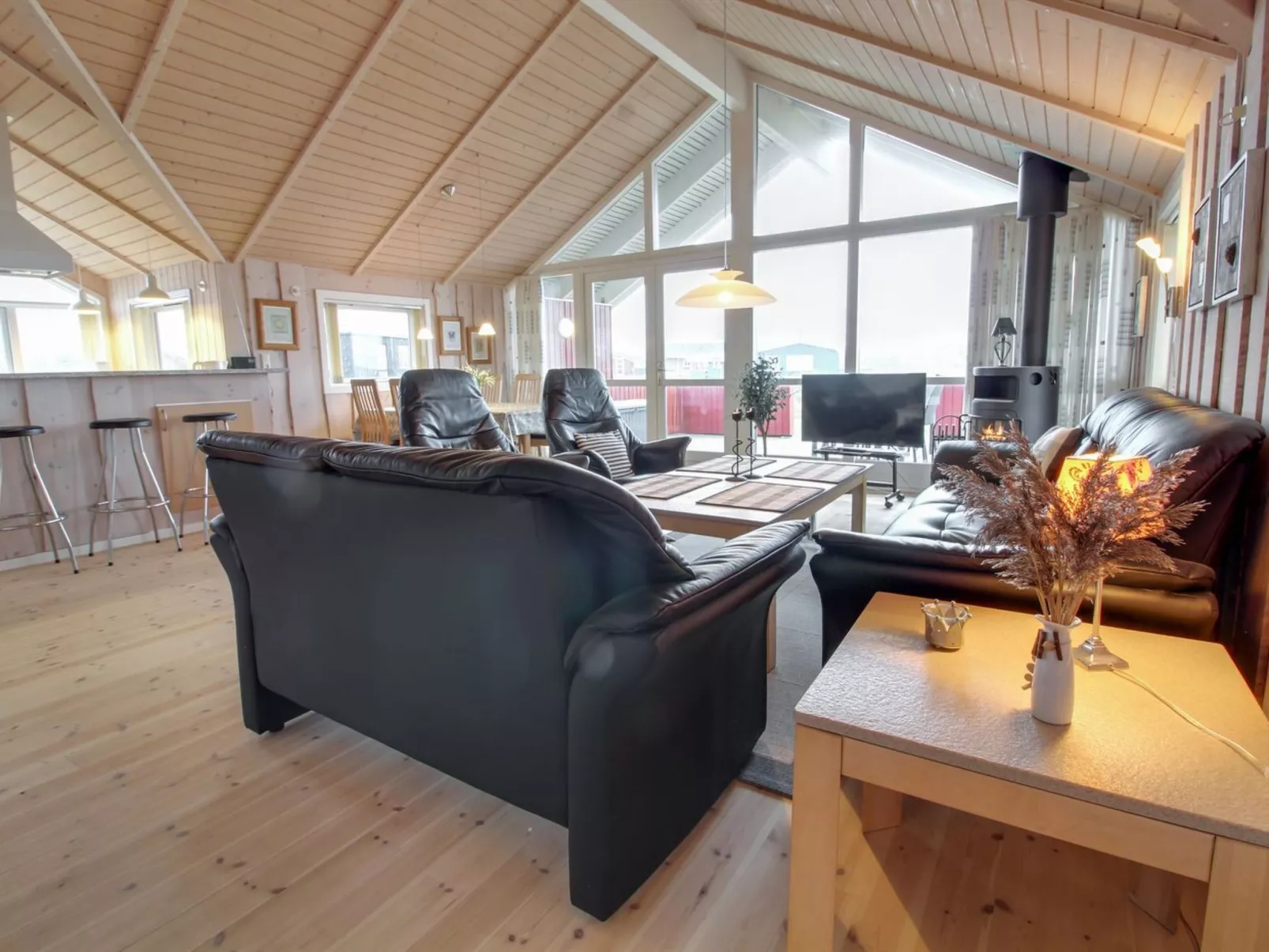 "Oivi" - 430m from the sea-Inside