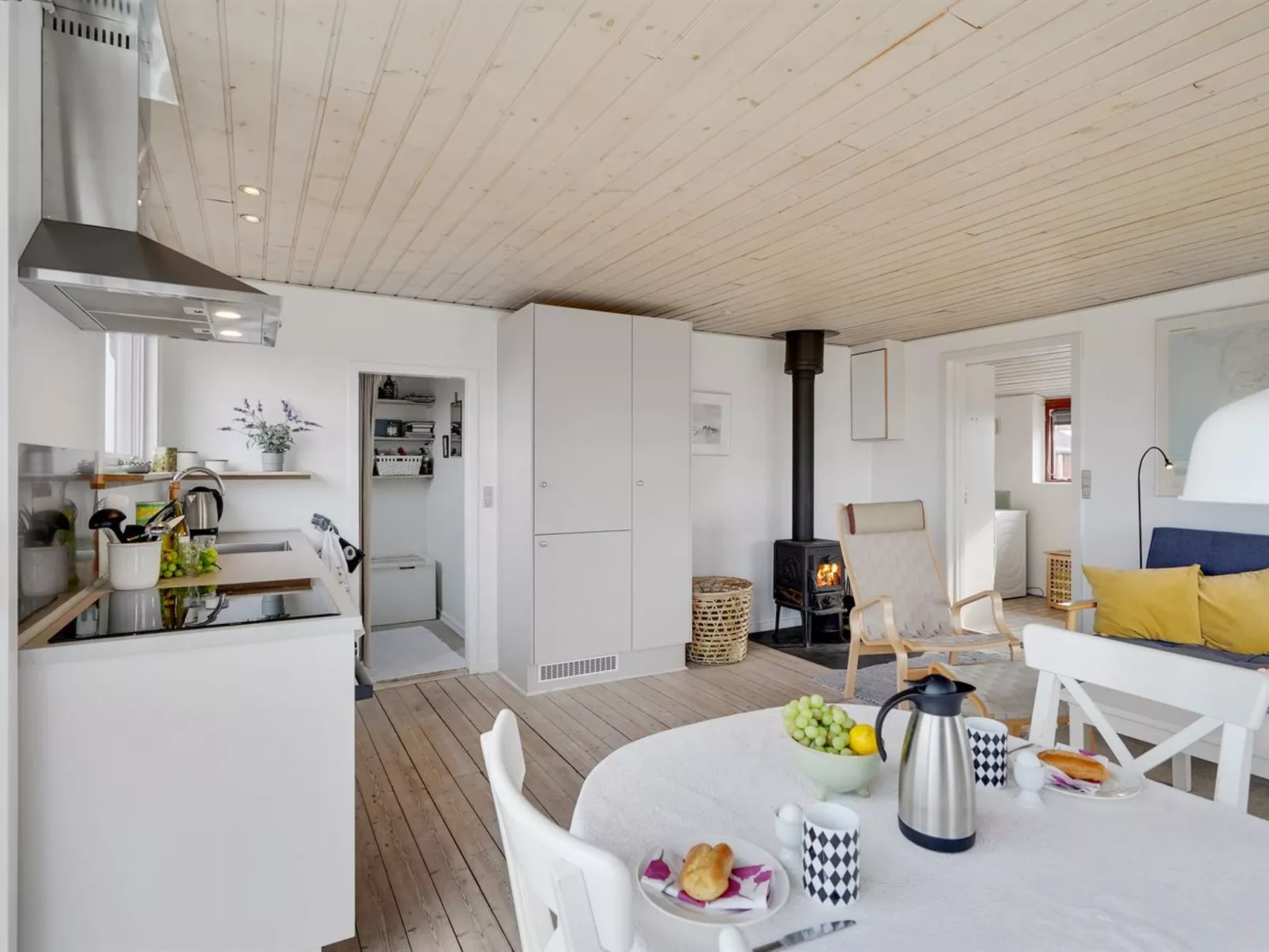 "Lennart" - 750m from the sea-Inside