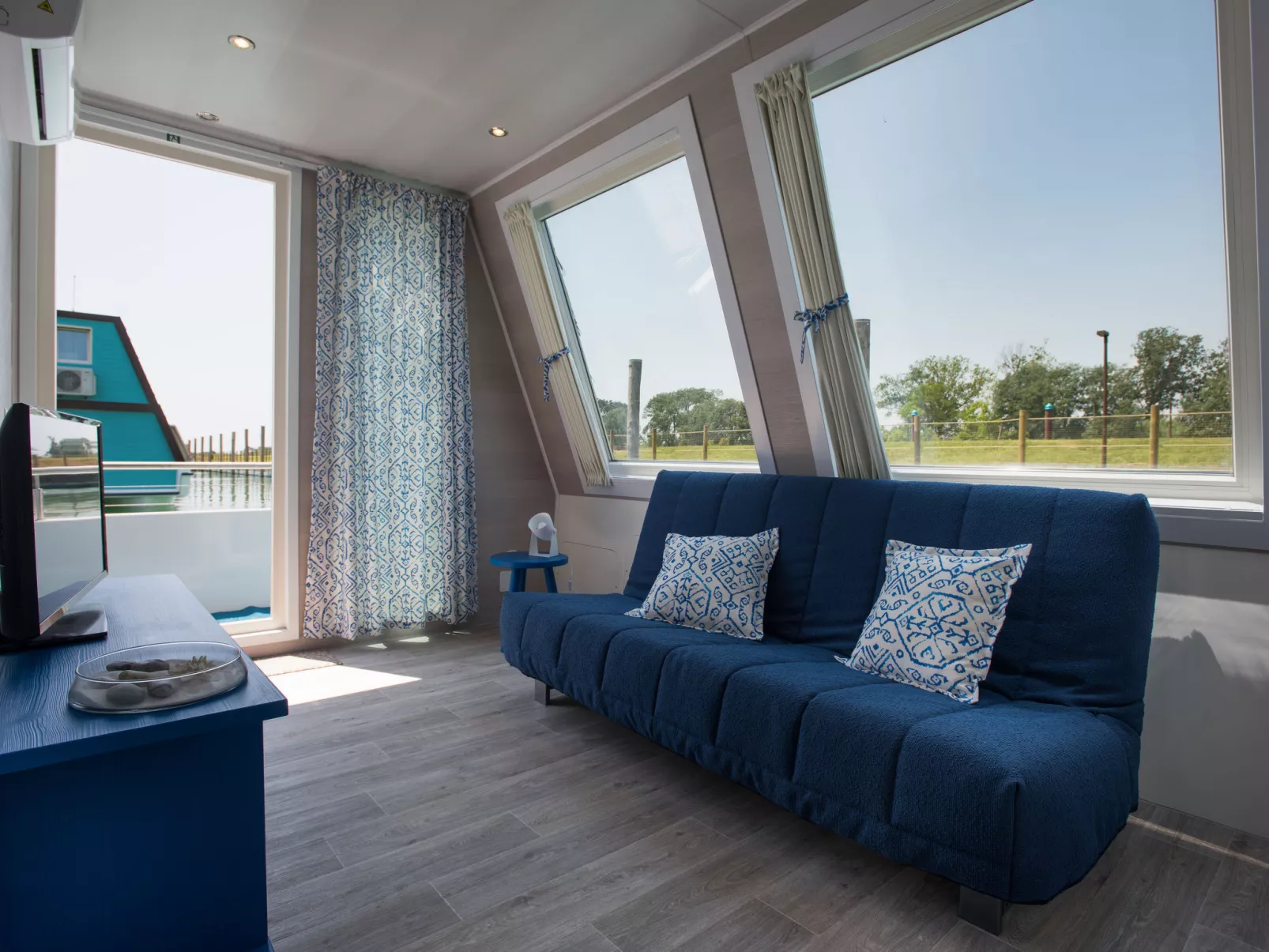 Marina Azzurra Resort-Inside