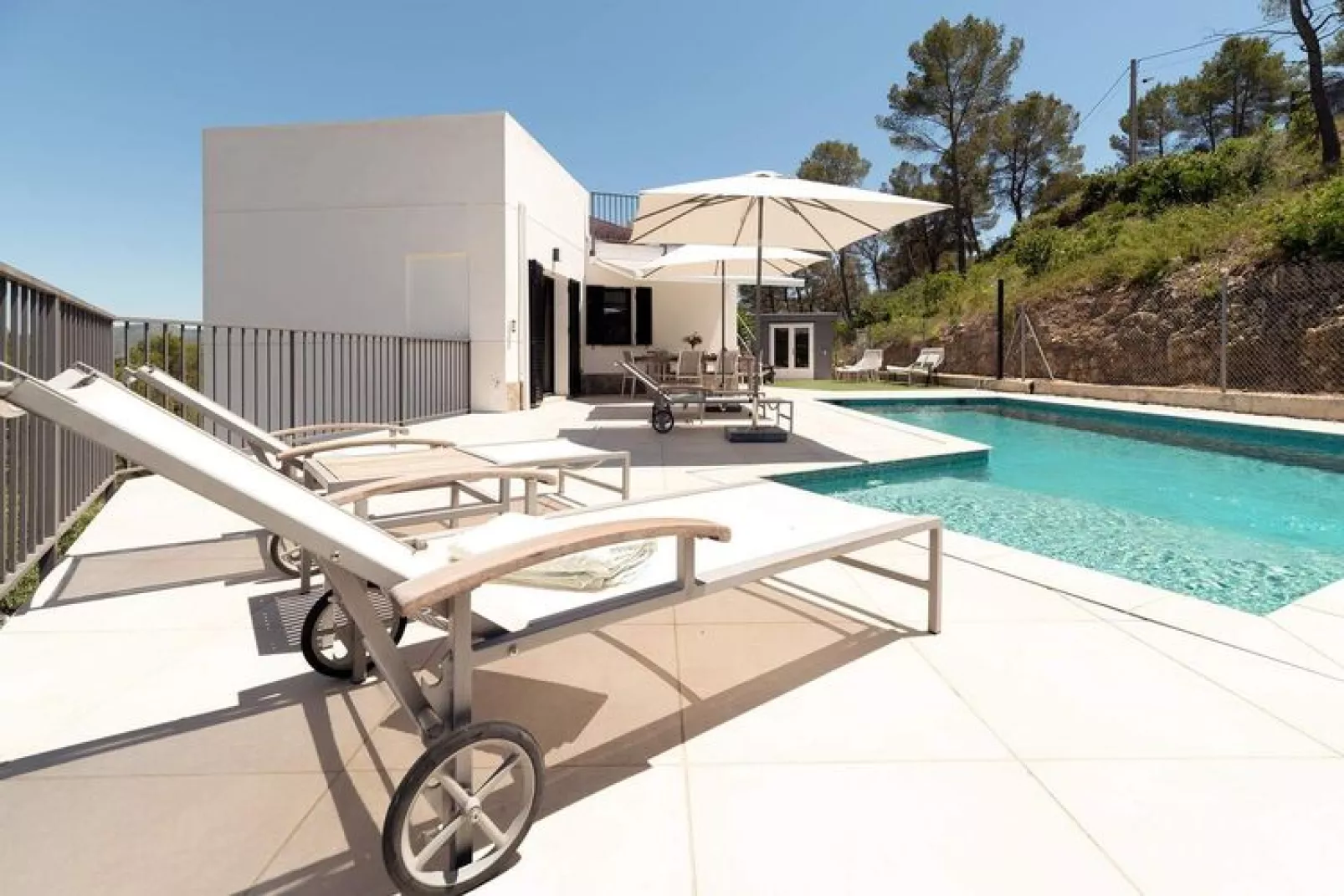 House Olivella-Extérieur été