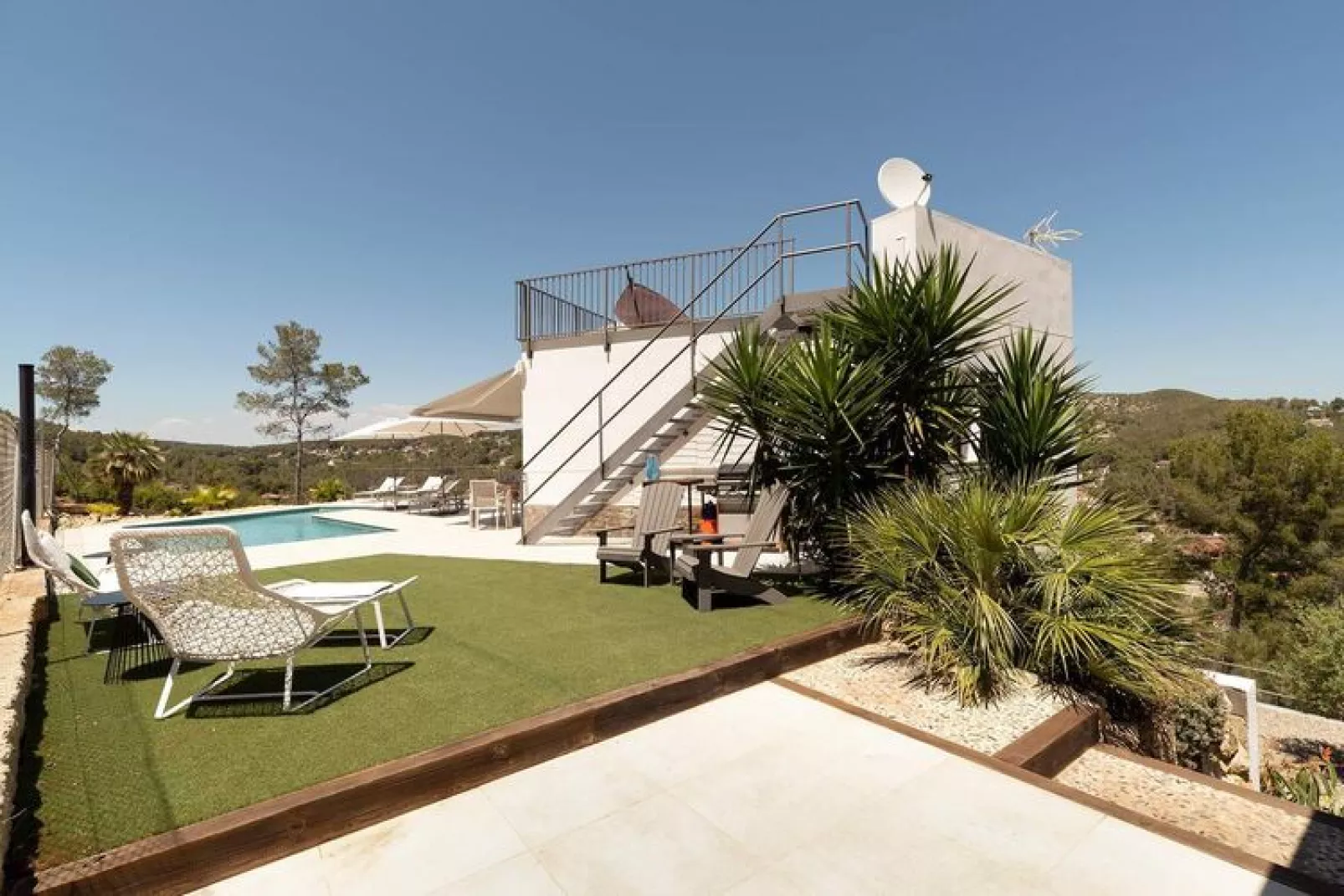 House Olivella-Extérieur été