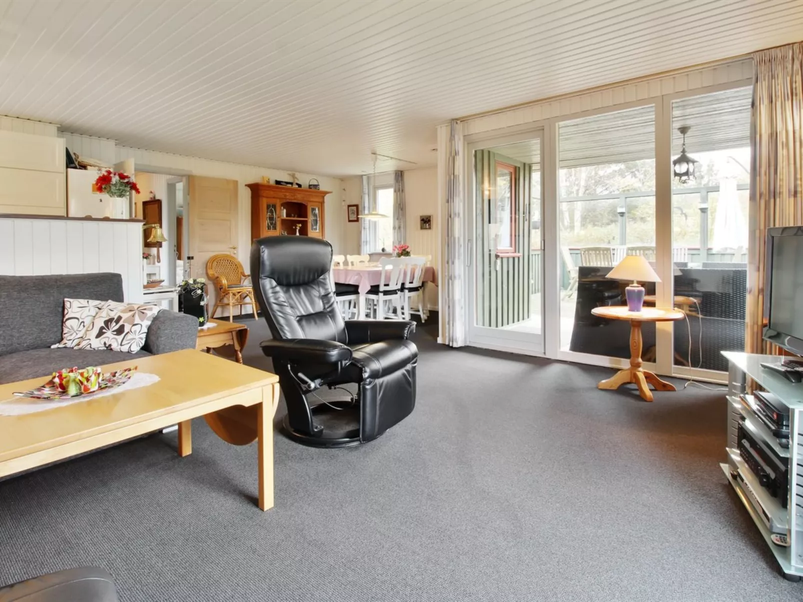 "Aima" - 400m from the sea-Inside