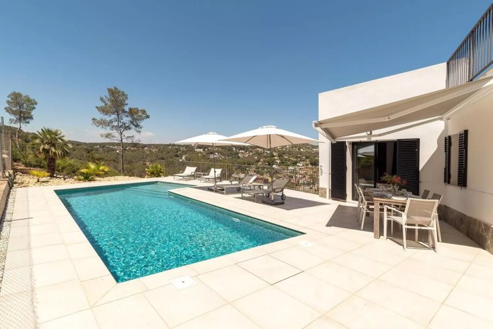 House Olivella-Piscine