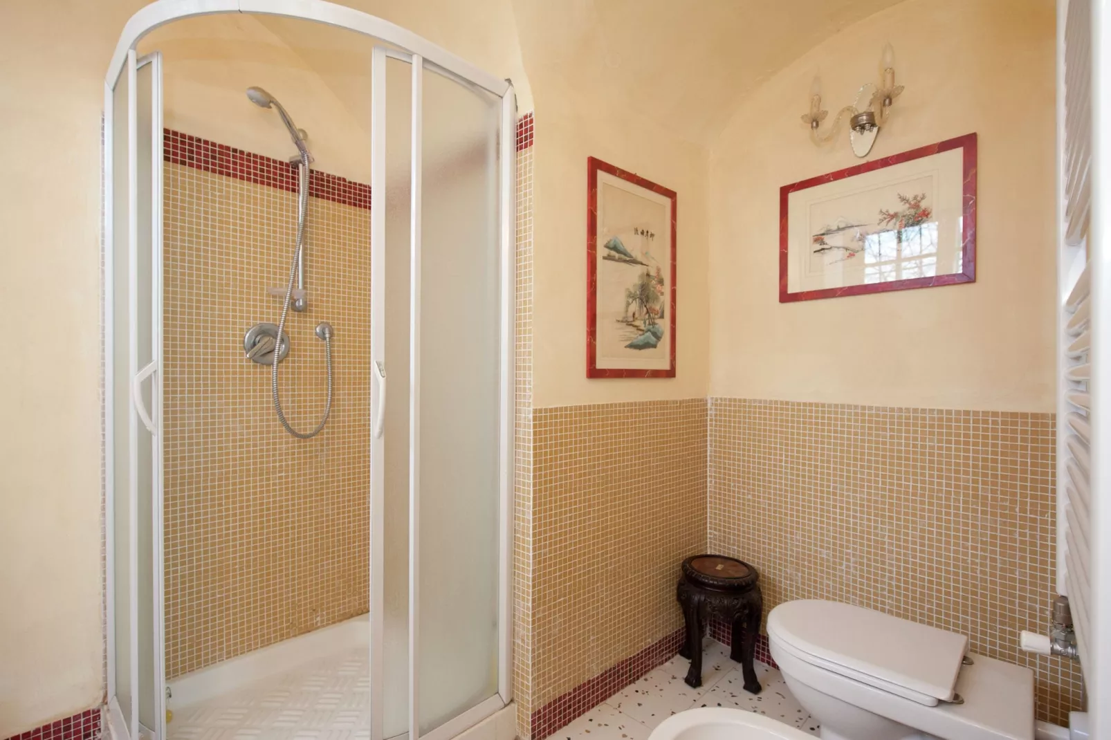 Castello Grimalda - Conchiglie-Bathroom