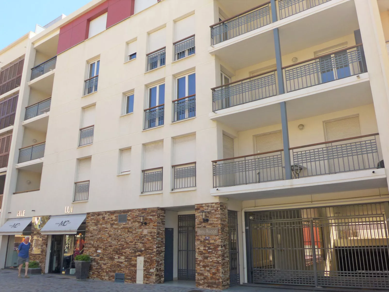 Beau Rivage-Outside