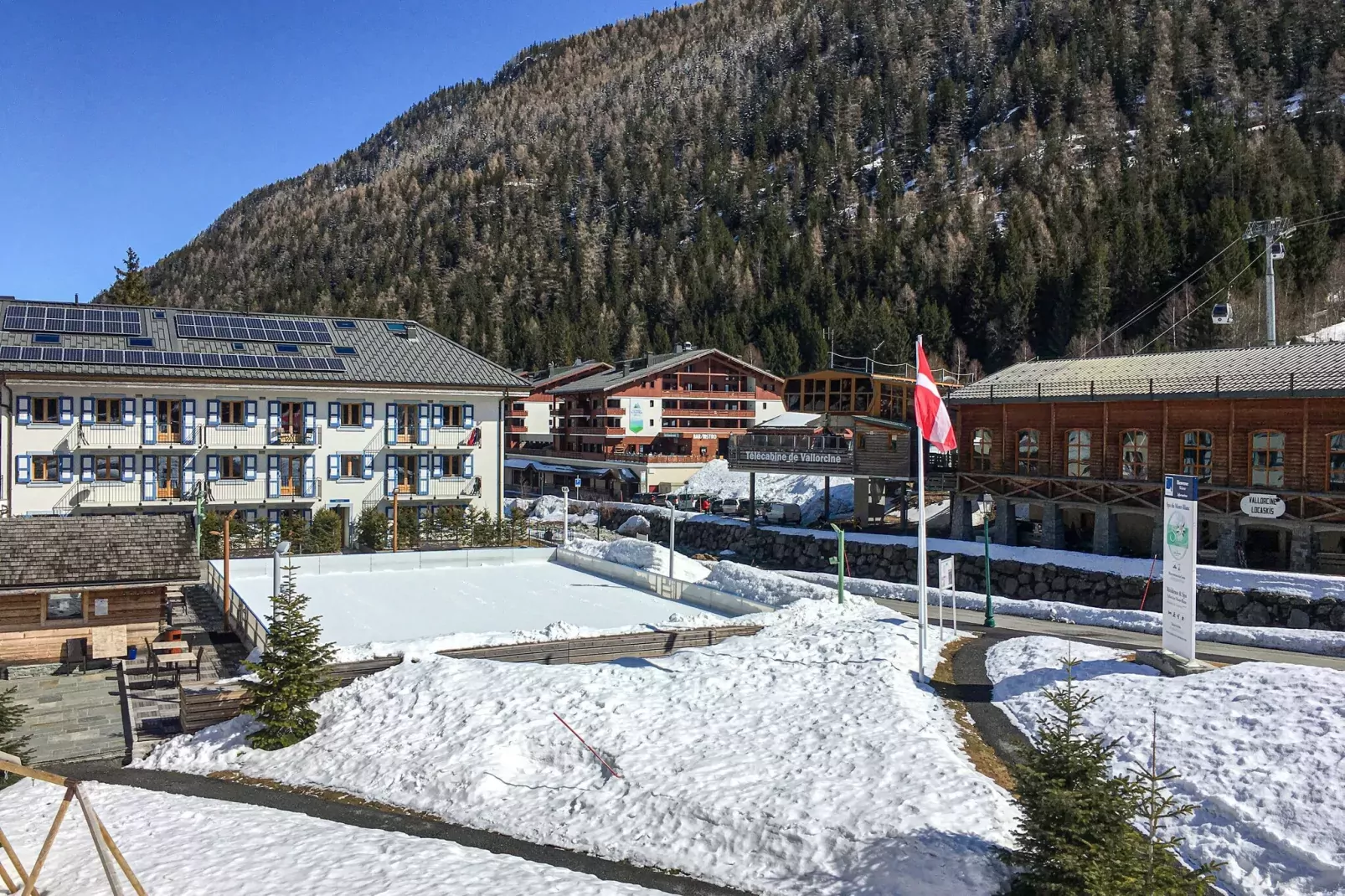 Resort les Portes du Mont Blanc 5-Exterior winter