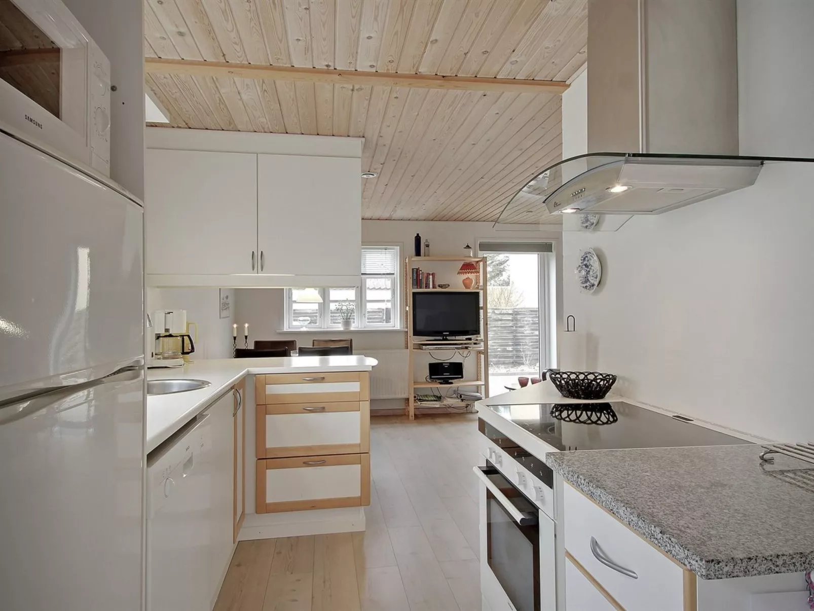 "Armi" - 75m from the sea-Inside