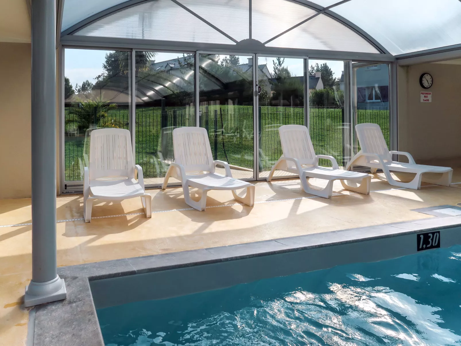Le Hameau de Peemor Pen M.8X-Dedans
