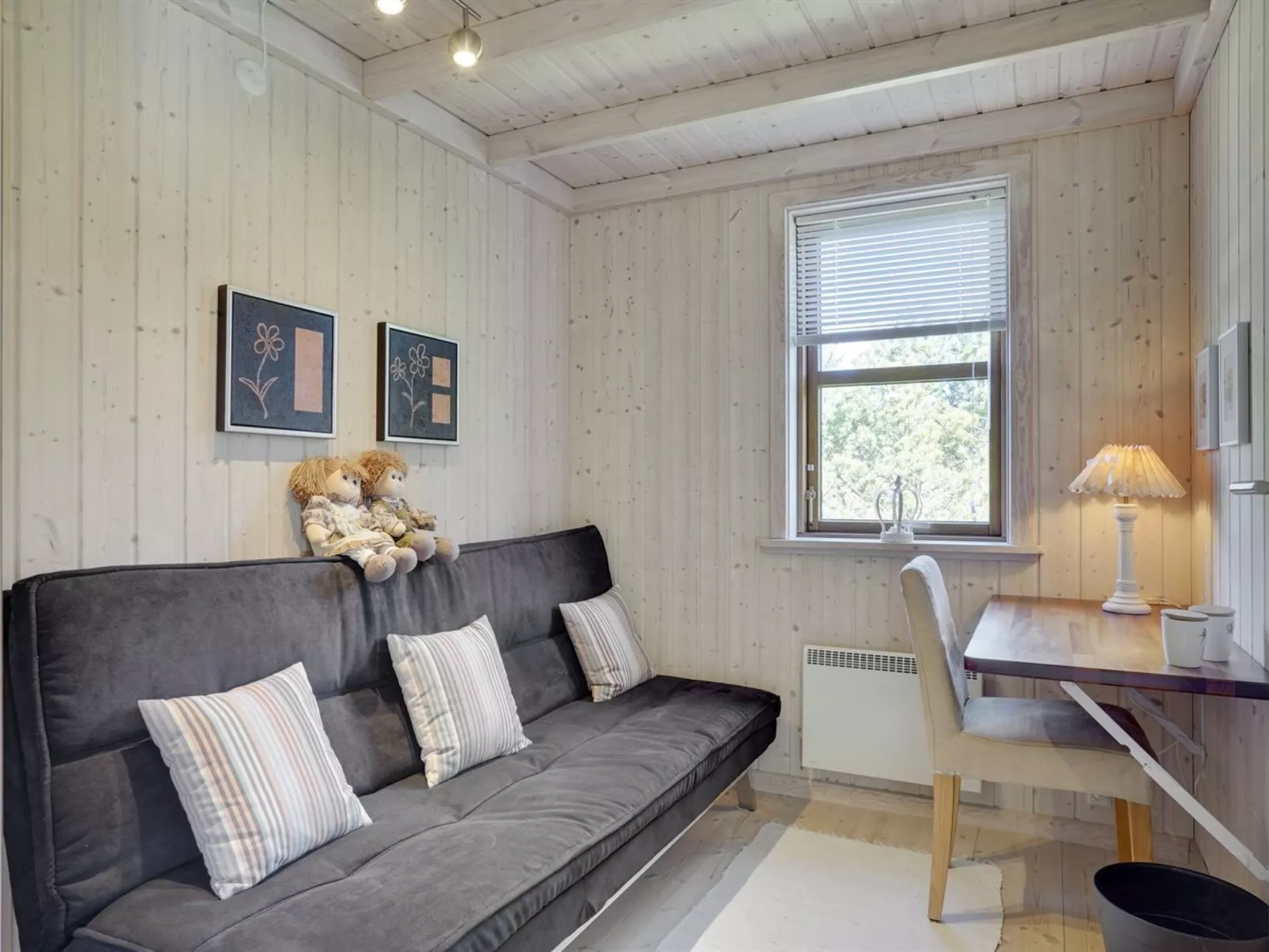 "Jelin" - 2.5km from the sea-Inside