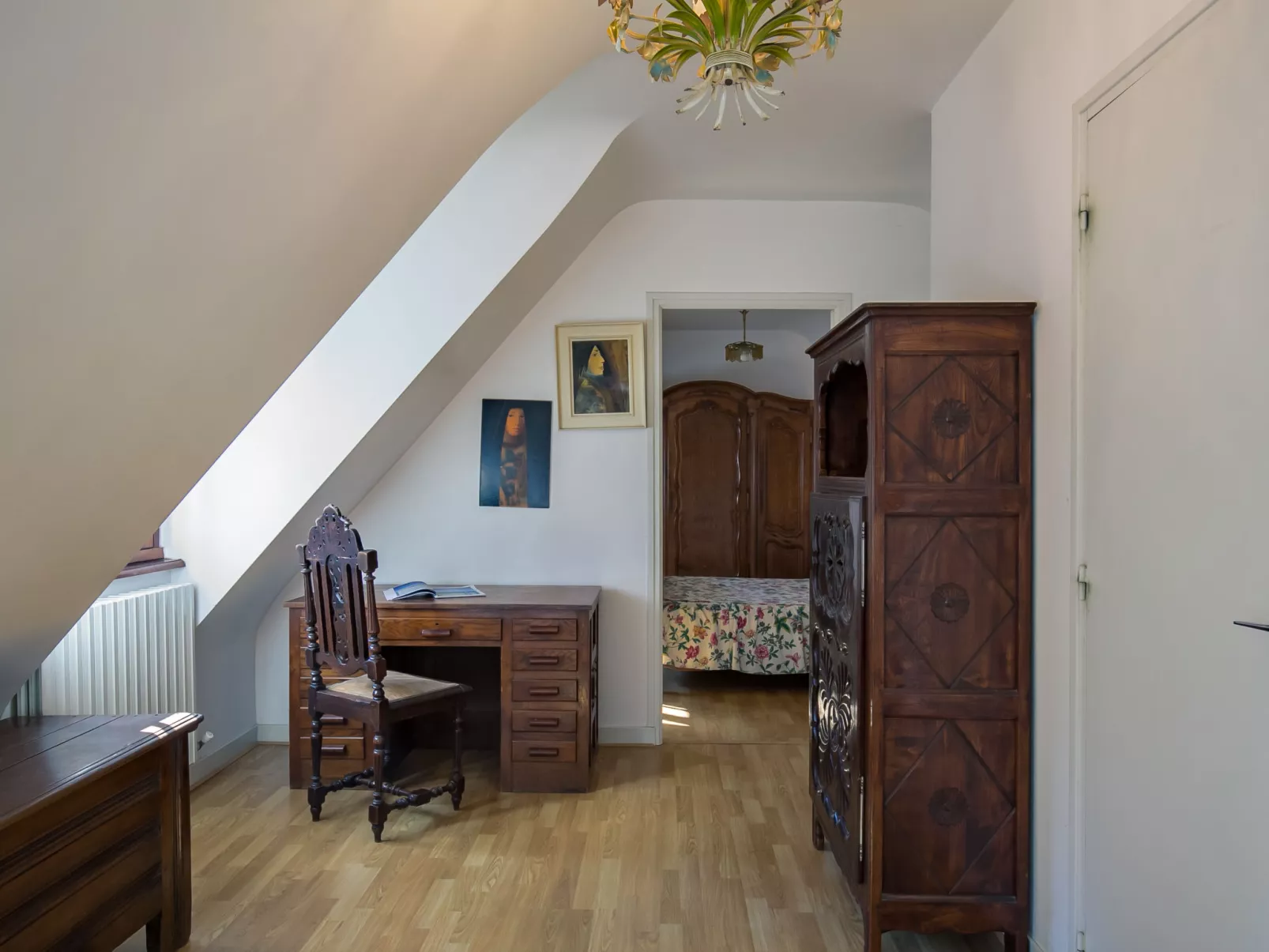 Saint Nicolas-Inside