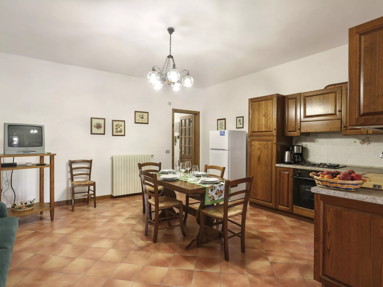 La Mangiatoia (TER104)-Inside