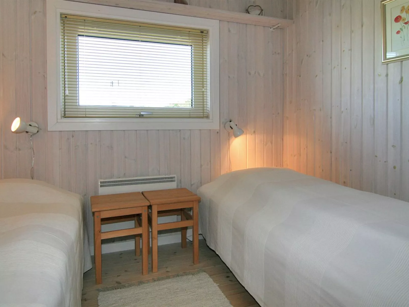 "Ferdine" - 1.5km from the sea-Inside