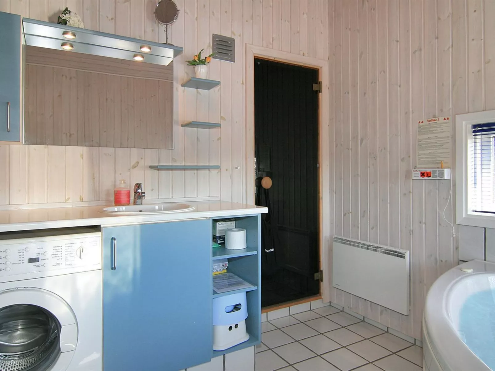 "Ferdine" - 1.5km from the sea-Inside