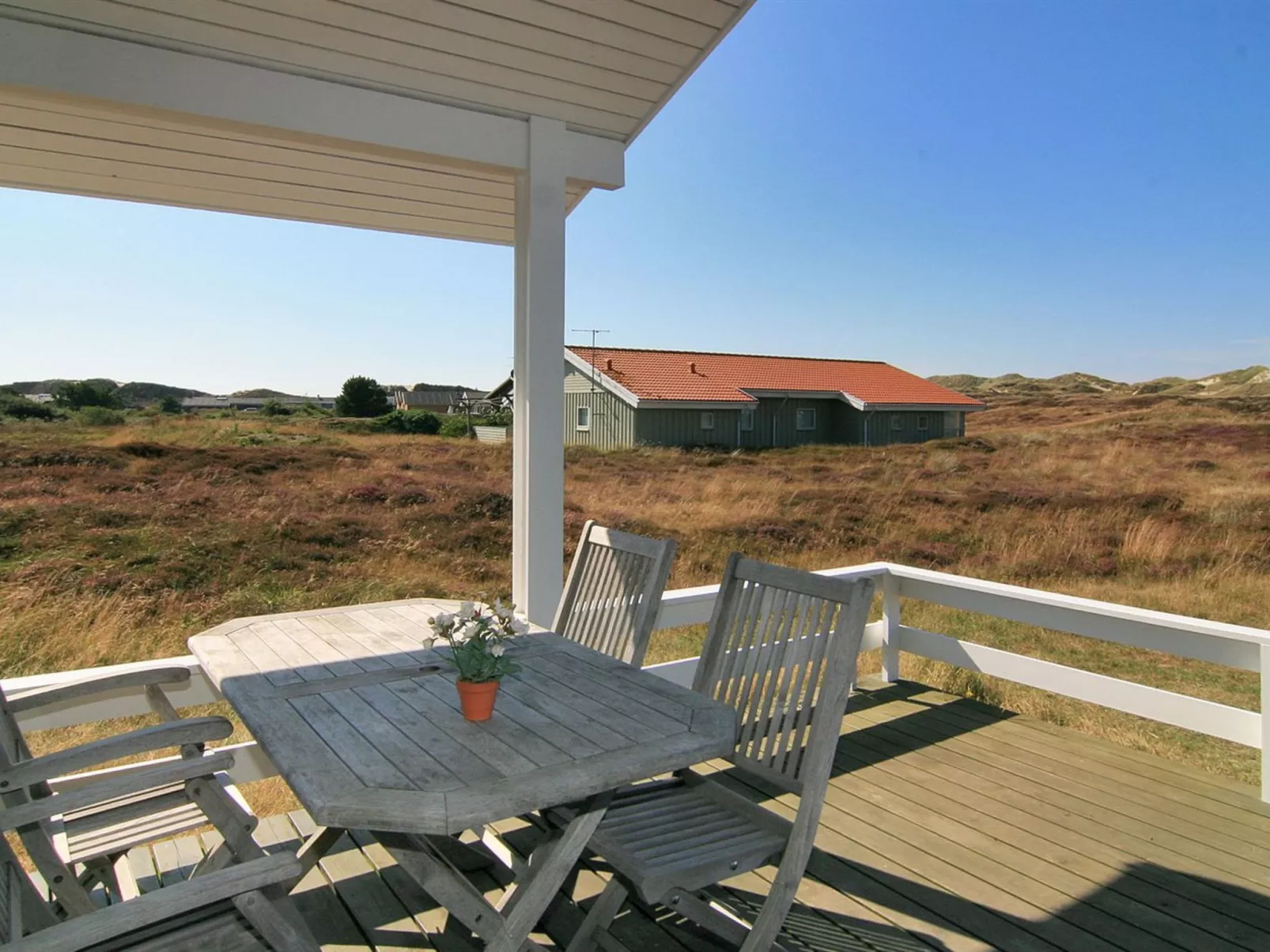 "Ferdine" - 1.5km from the sea-Outside