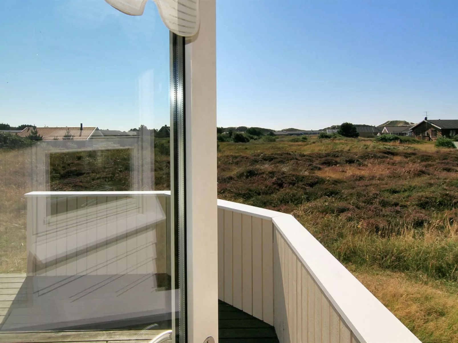 "Ferdine" - 1.5km from the sea-Outside