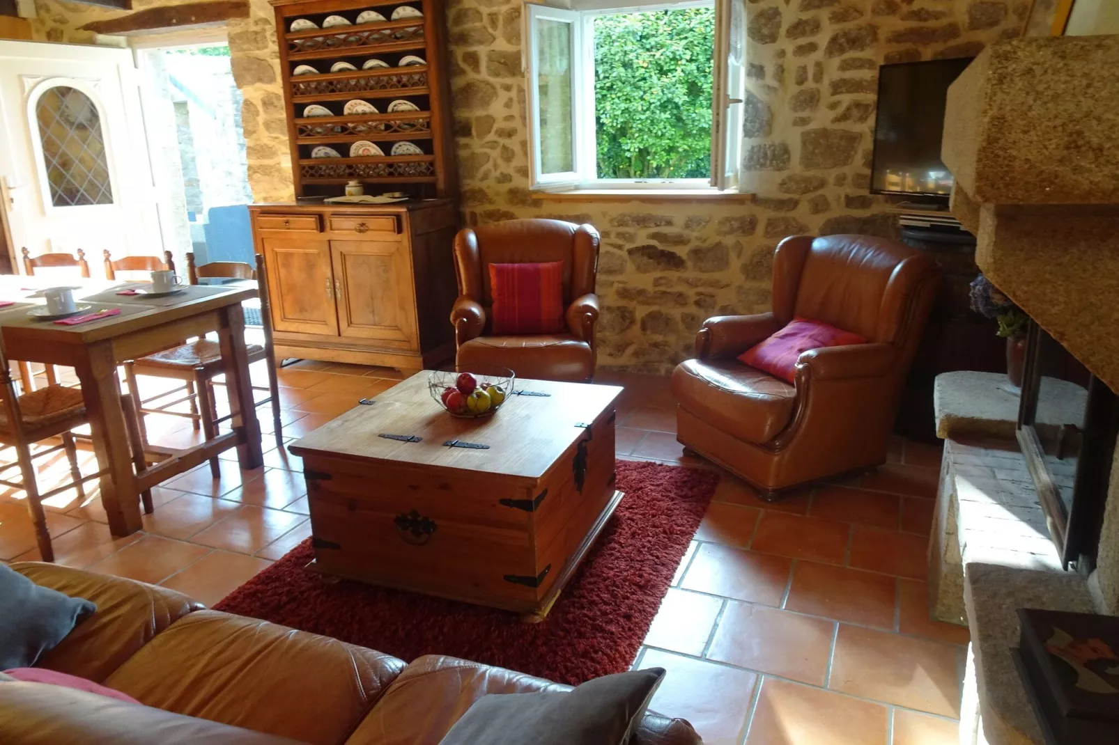 Holiday home Plogonnec-Living room