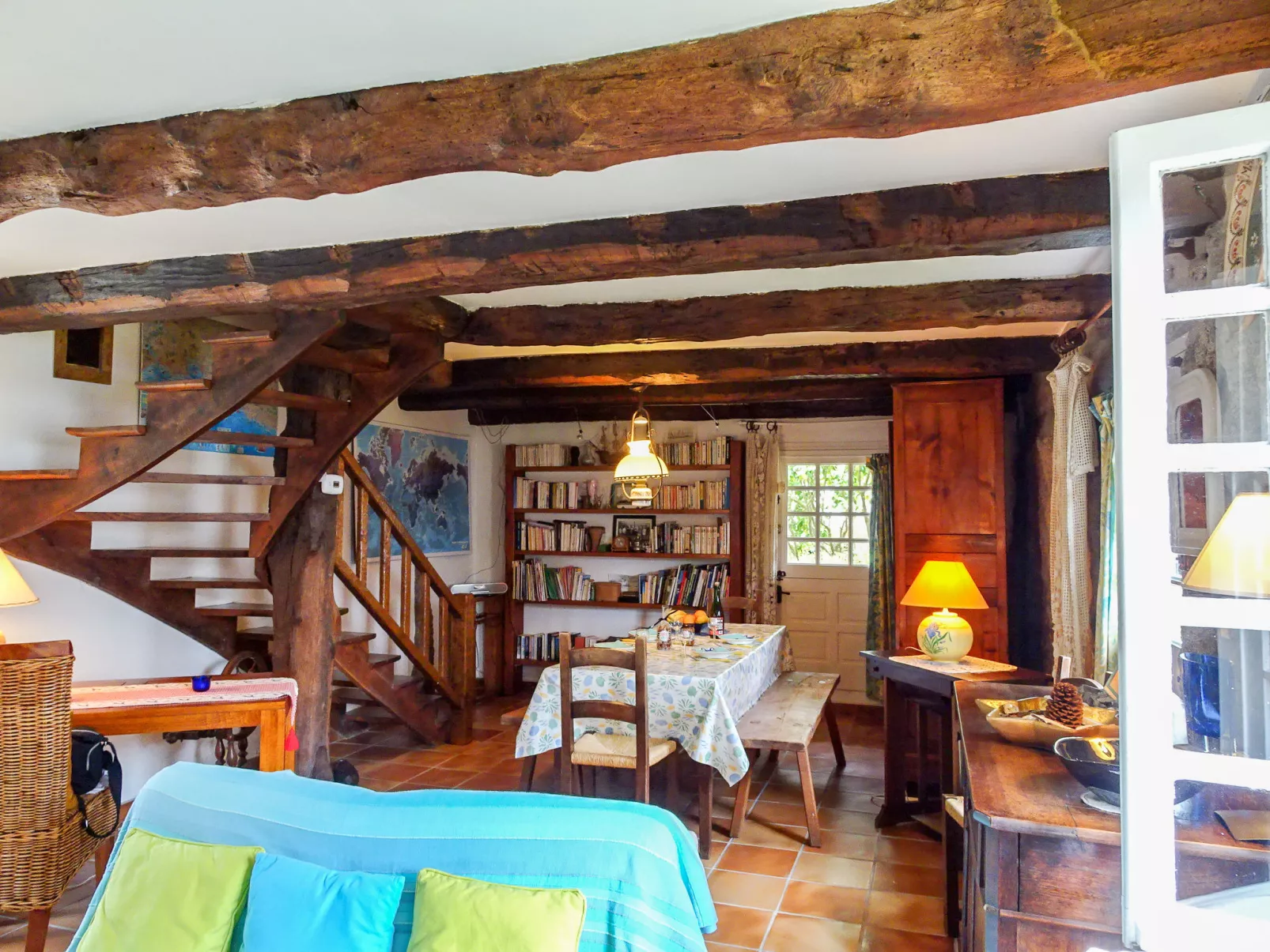 Chaumiere Natelliou-Dedans
