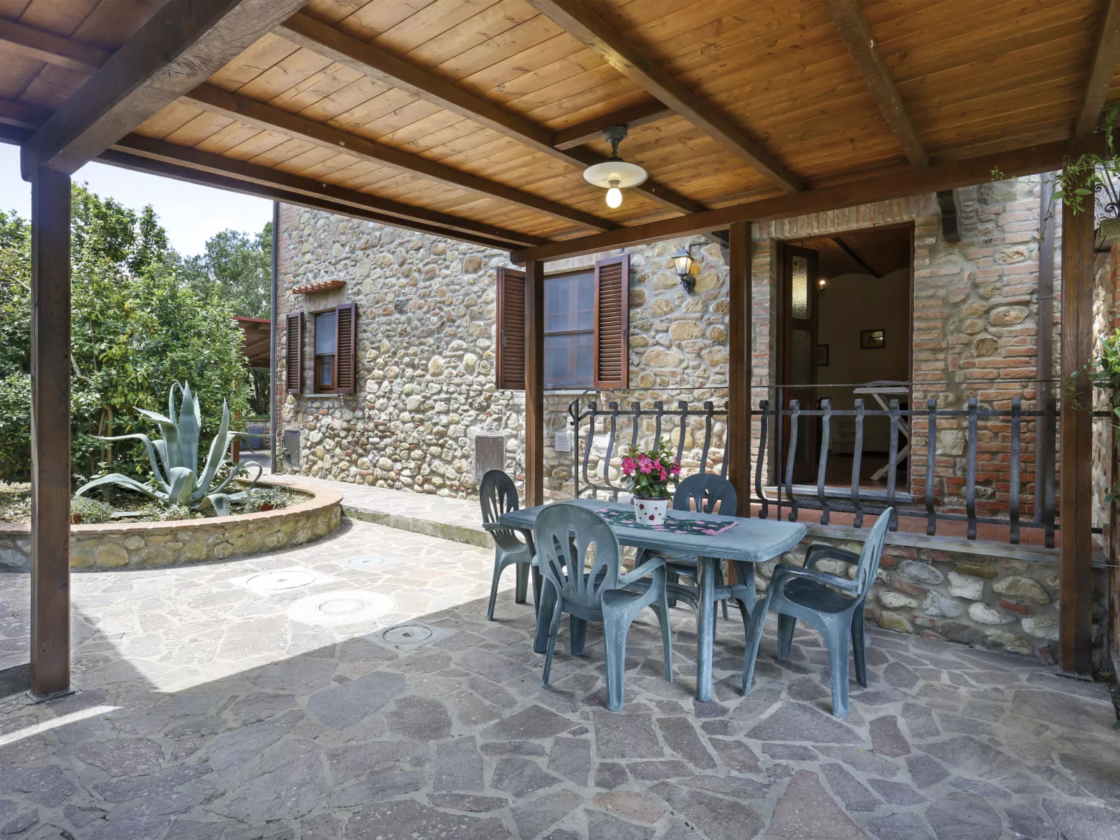 Vecchio Cigliere (TER106)-Outside
