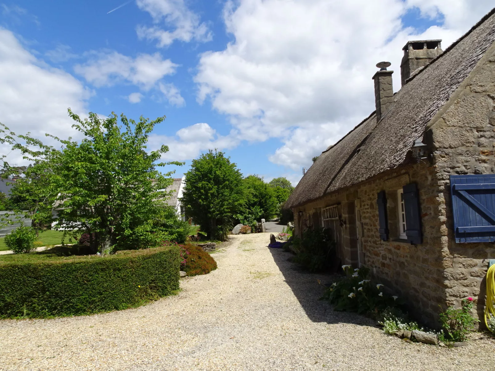 Chaumiere Natelliou-Dehors