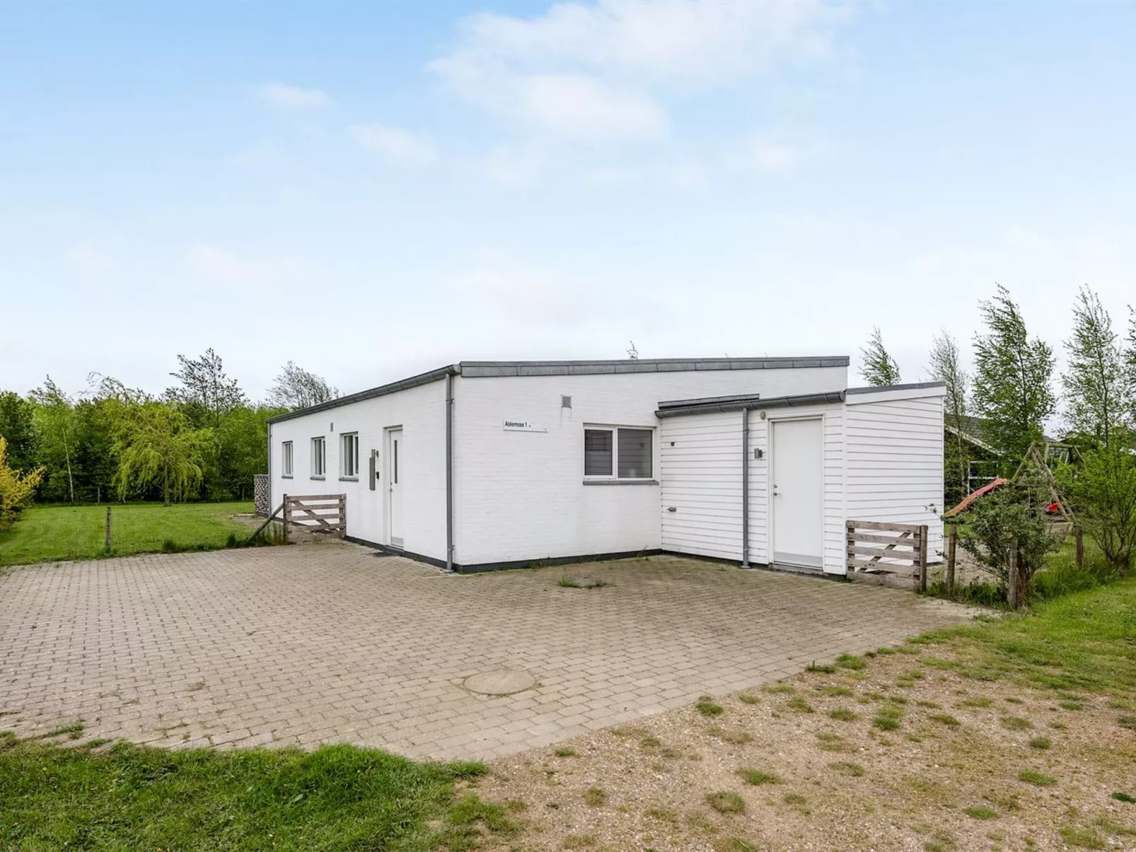 "Hvenild" - 800m from the sea-Inside