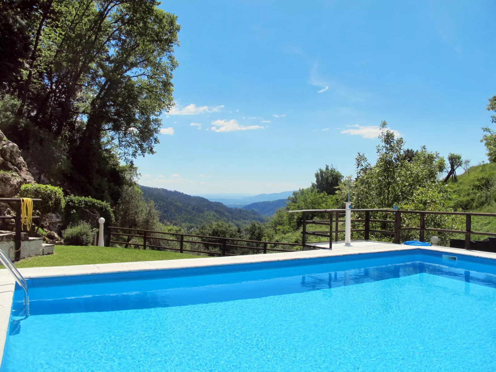 La Fonte-Outside