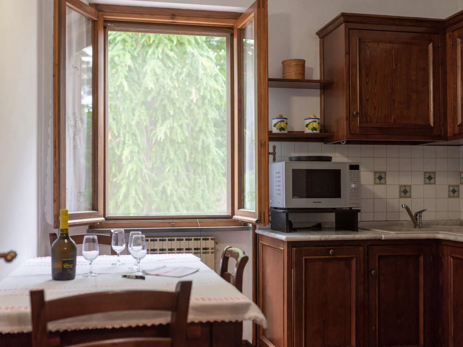 Villa Le Pine-Inside