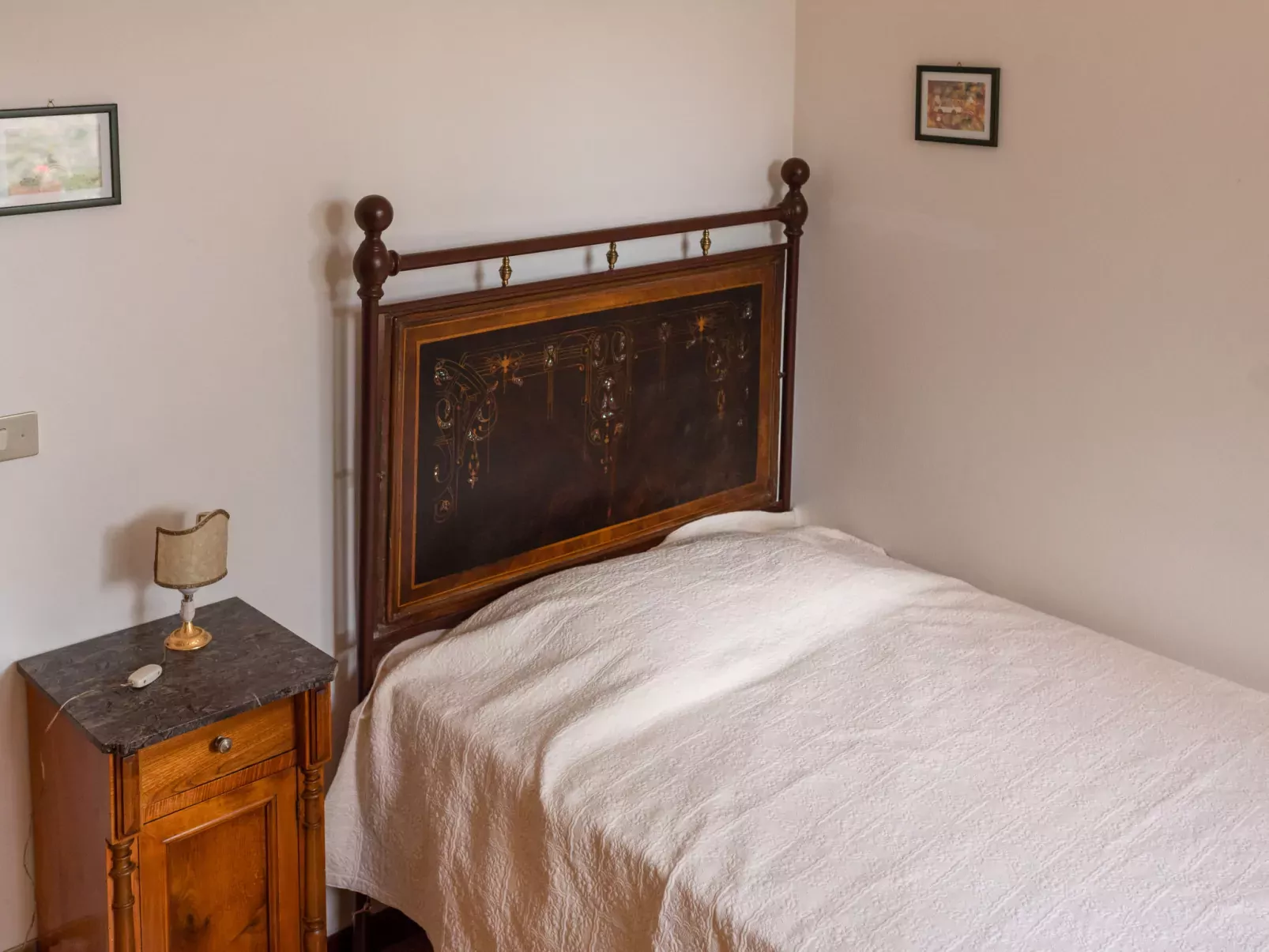 Villa Le Pine-Inside