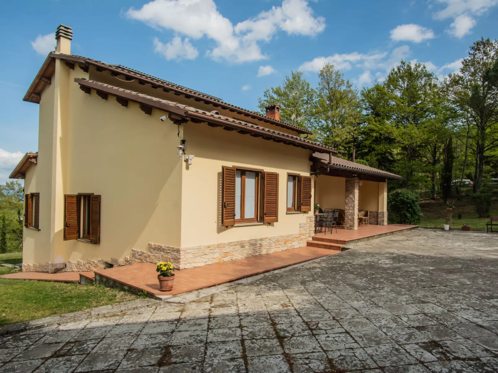 Villa Le Pine-Outside