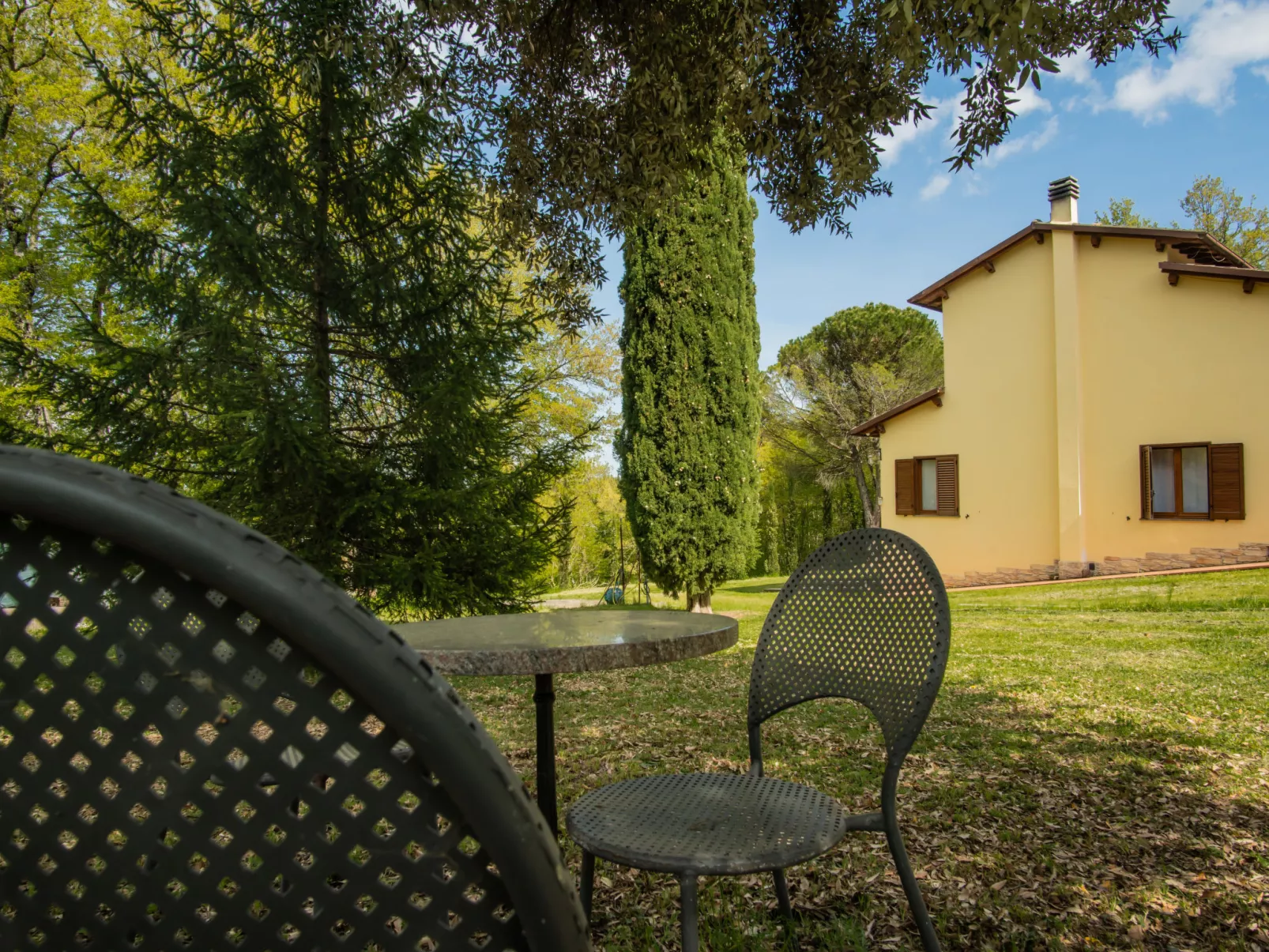 Villa Le Pine-Outside