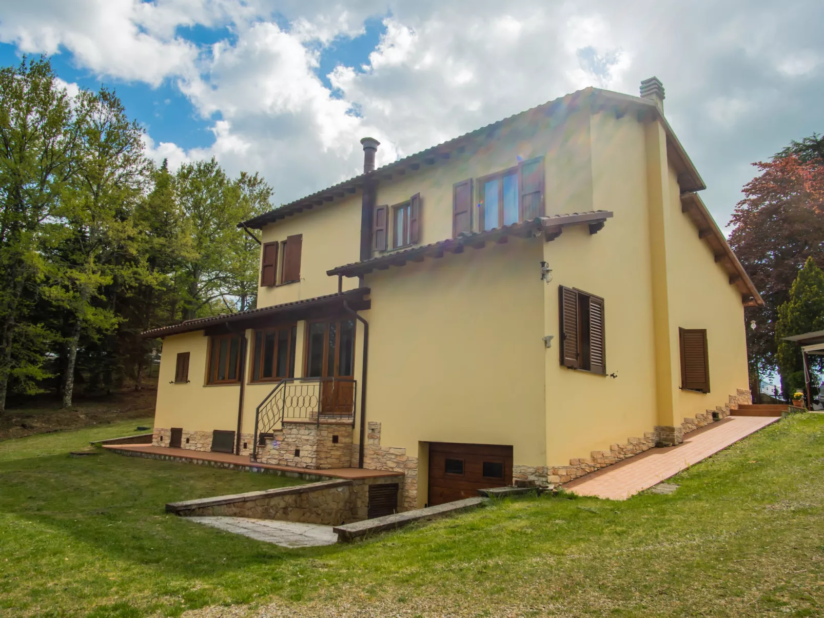 Villa Le Pine-Outside