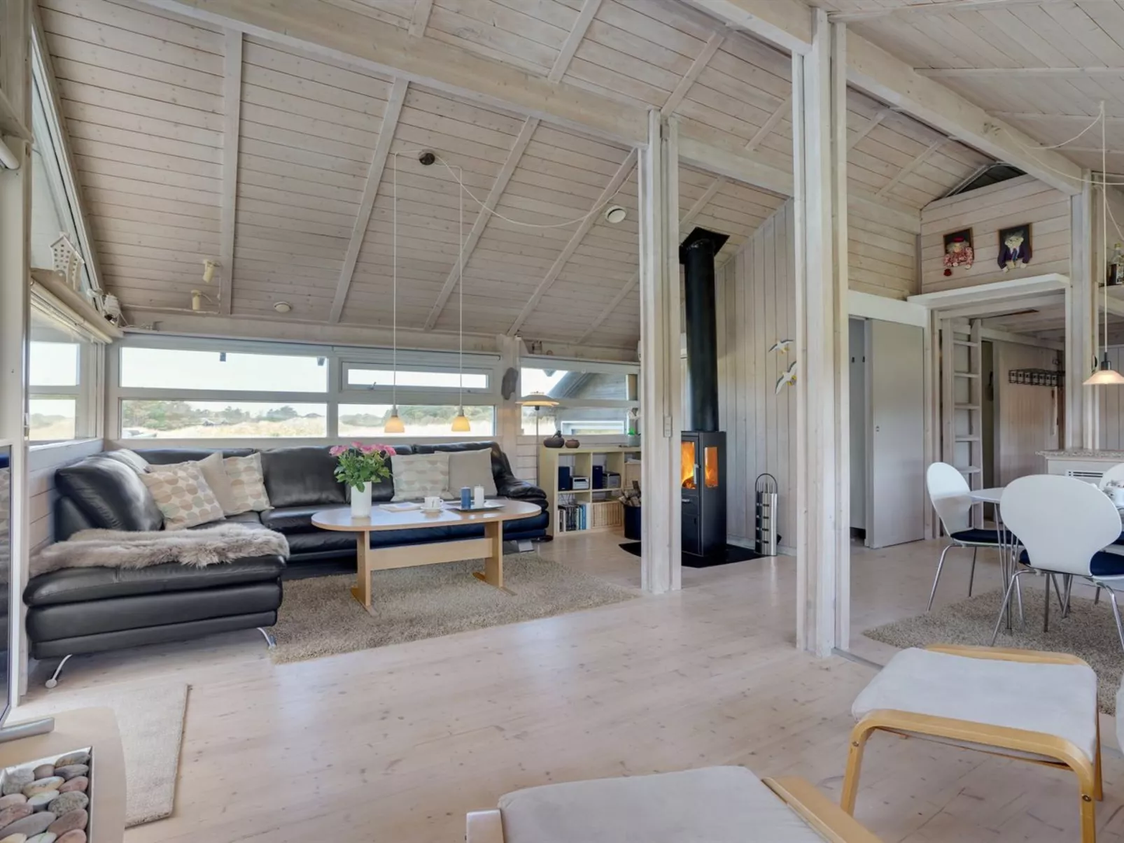 "Allida" - 800m from the sea-Dedans