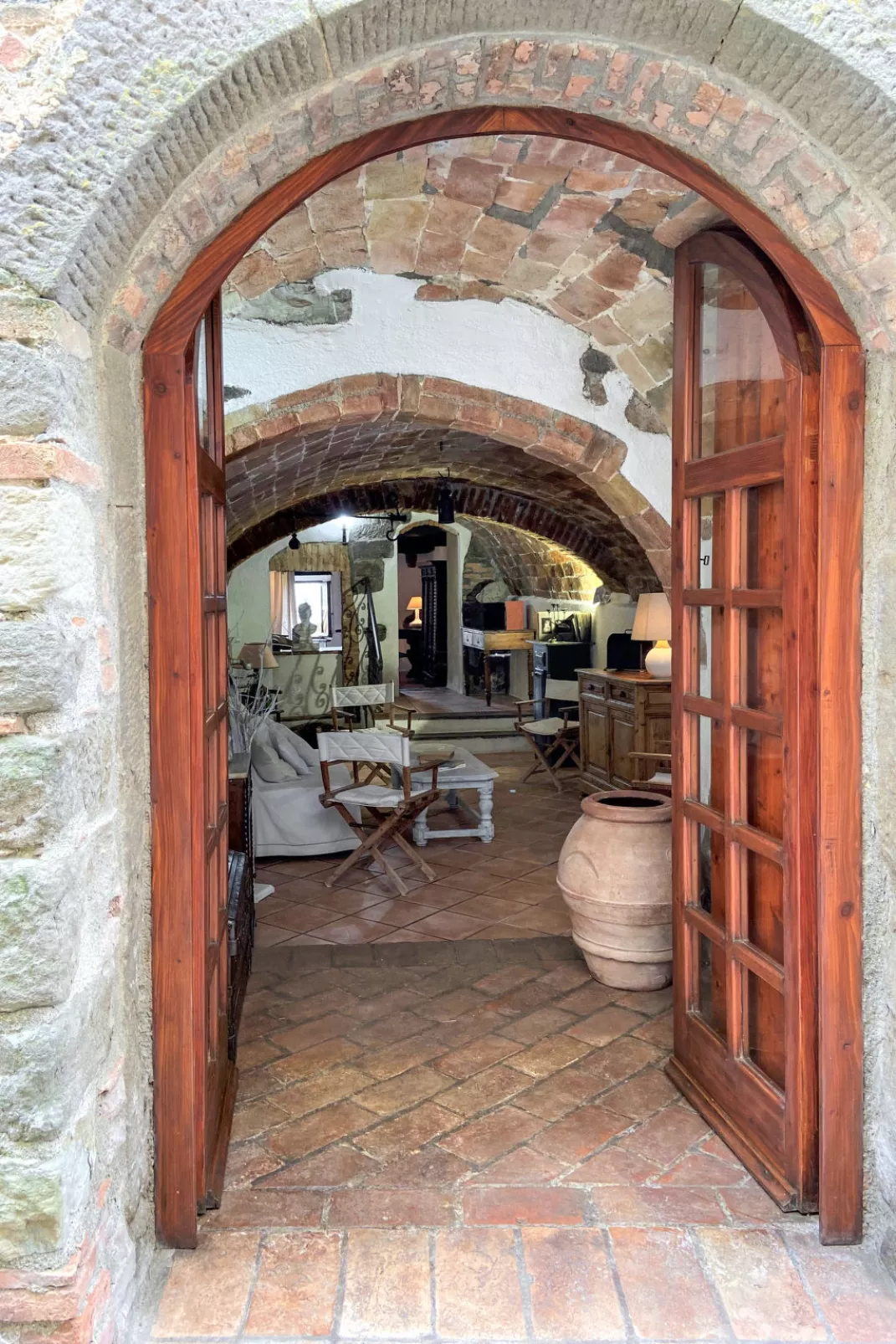 Taverna-Inside