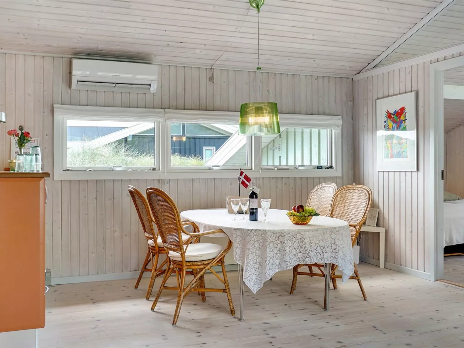 "Erwith" - 50m from the sea-Outside