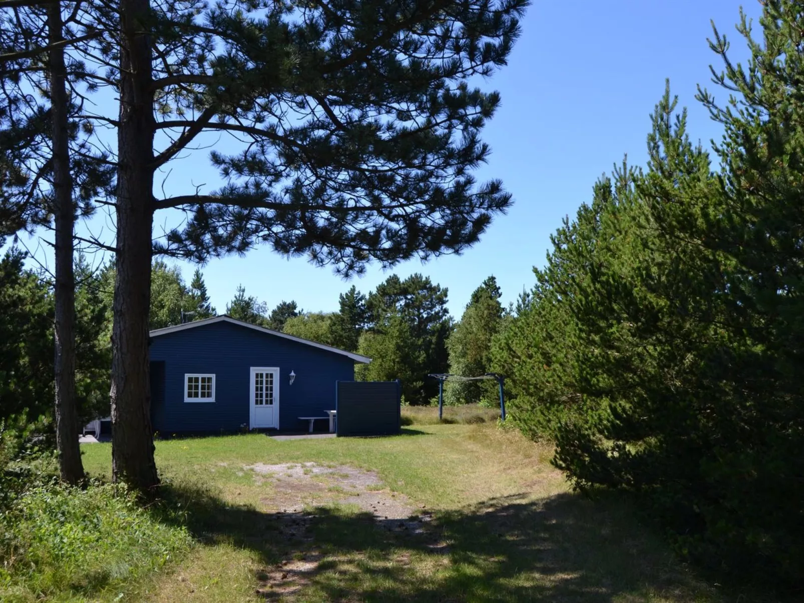 "Redward" - 1km from the sea-Outside