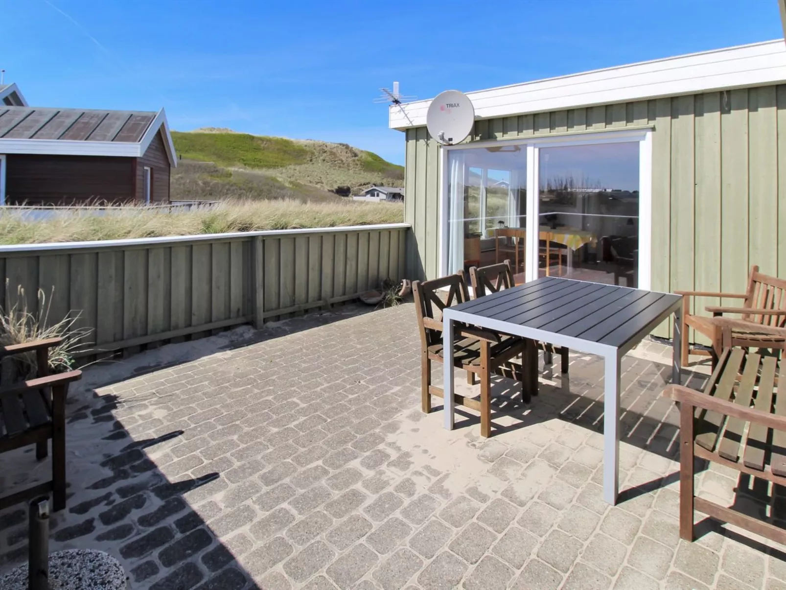 "Dyveke" - 220m from the sea-Outside