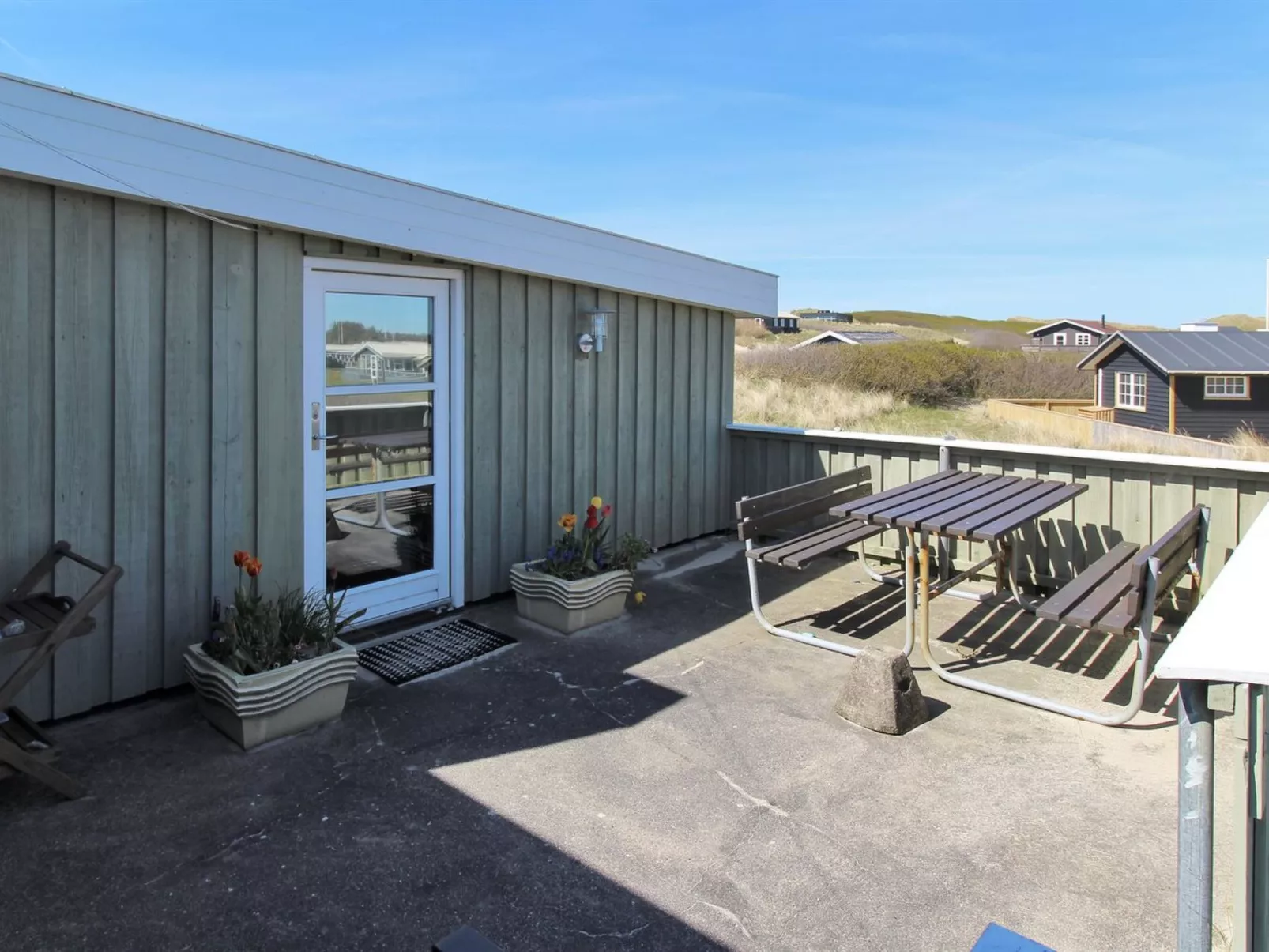 "Dyveke" - 220m from the sea-Outside