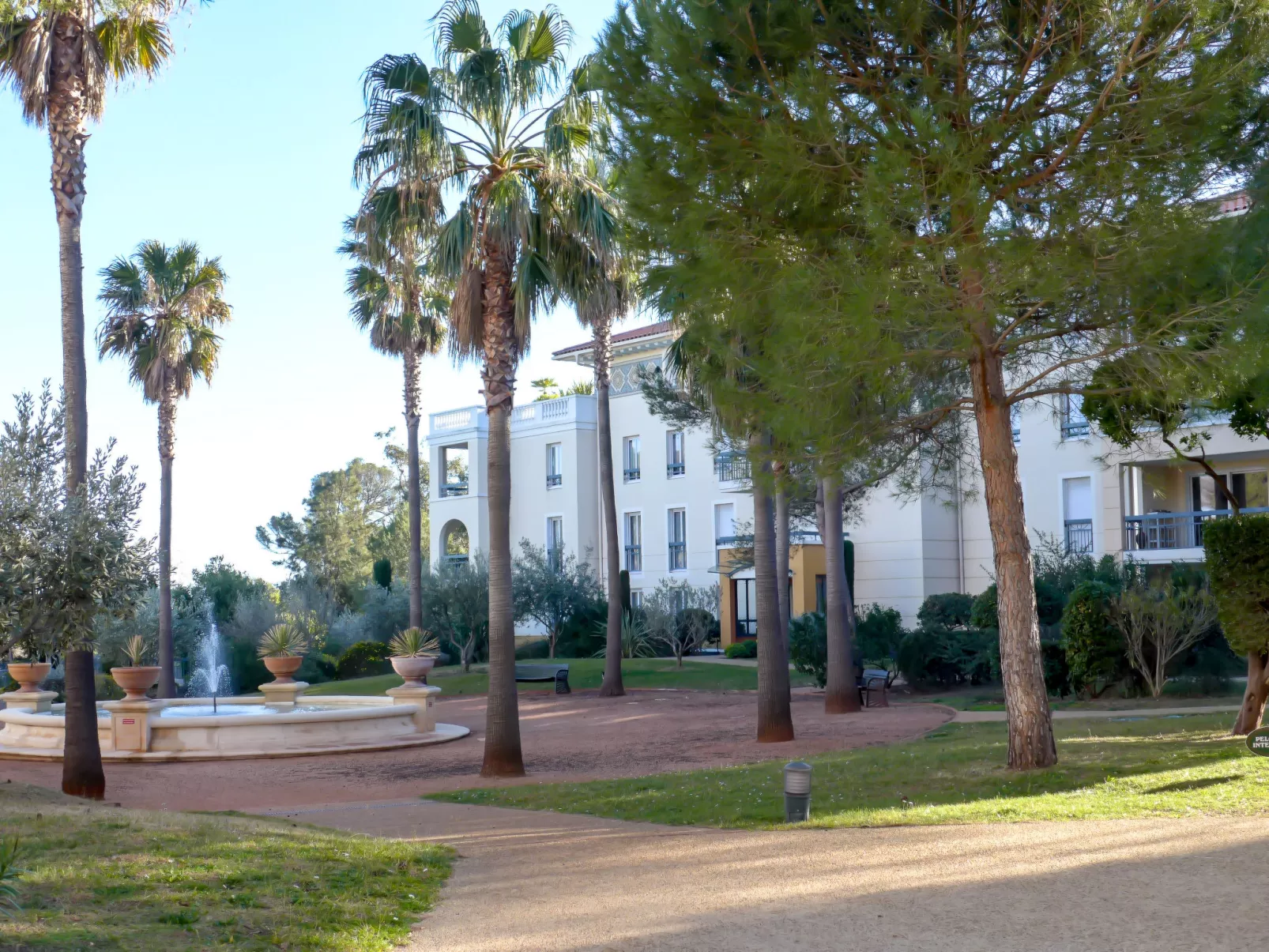 Le Grand Parc-Outside