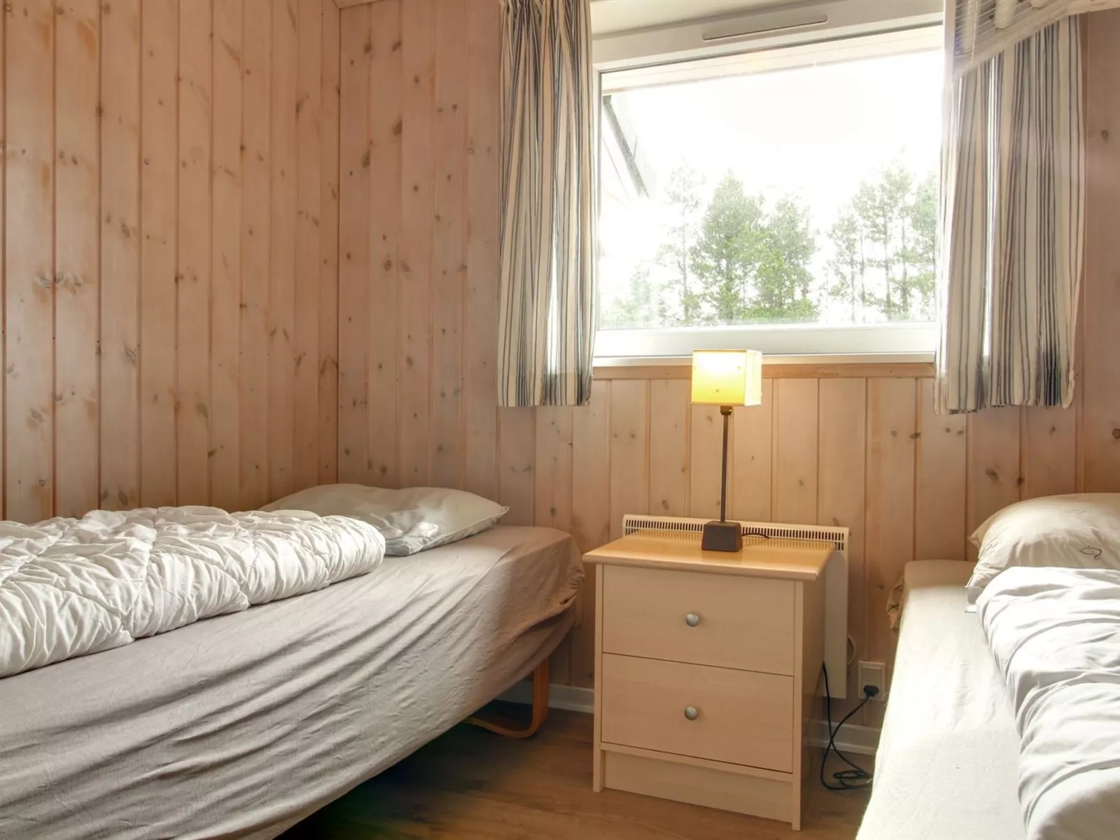 "Taisto" - 1.8km from the sea-Inside