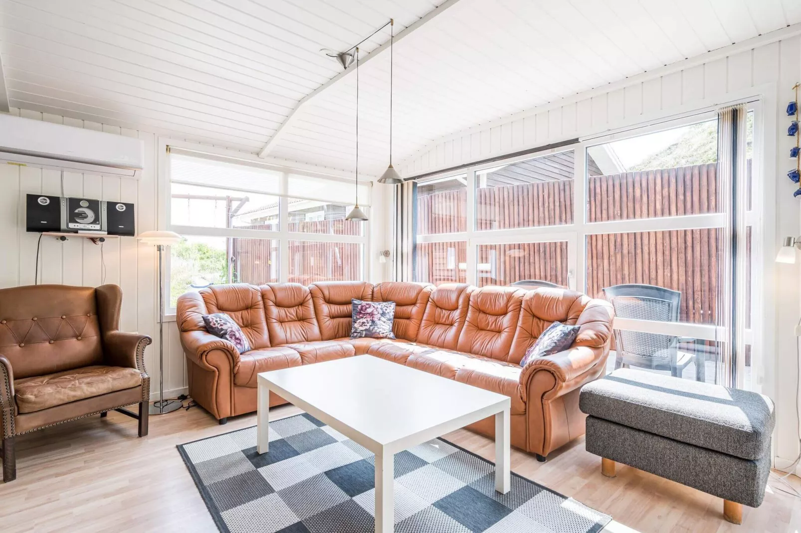 6 person holiday home in Henne