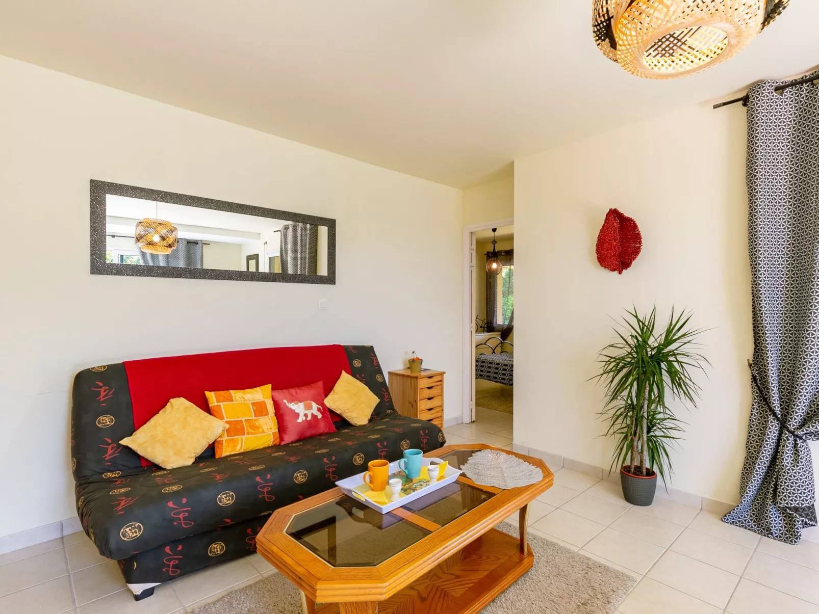 Chez Yvette-Dedans