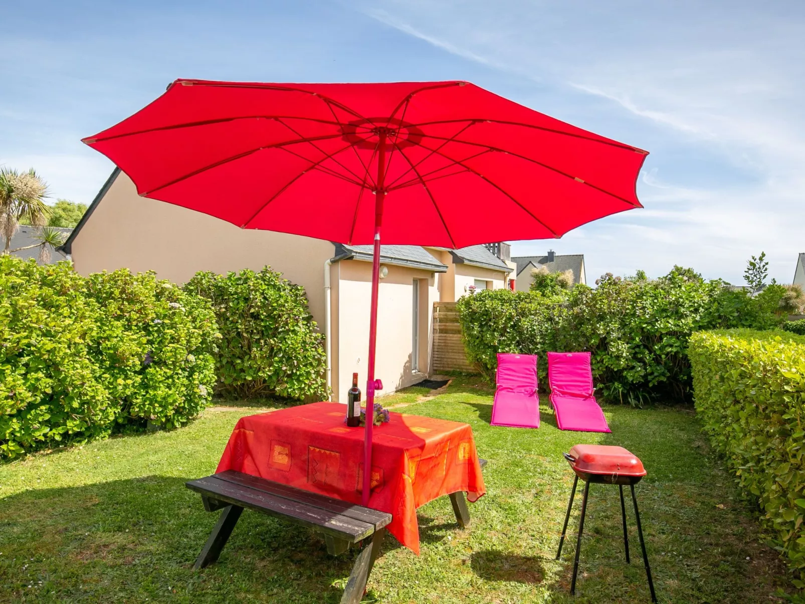 Chez Cathy-Outside