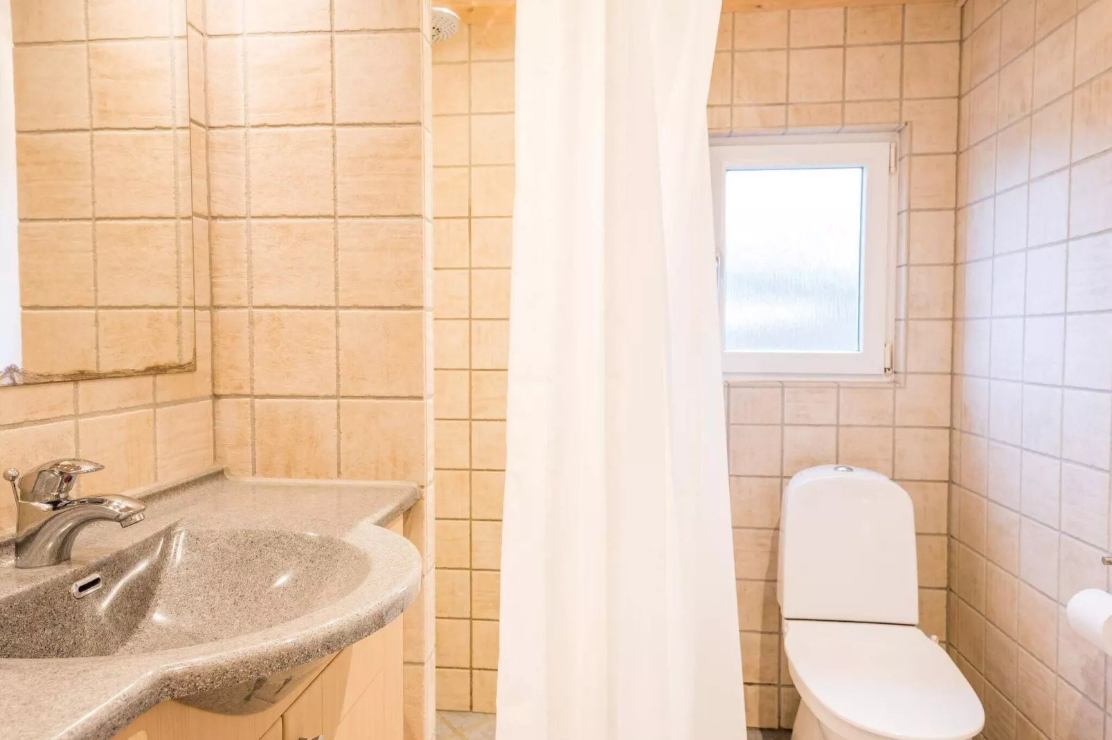 Maison de vacances pour 6 a Henne-Intérieur